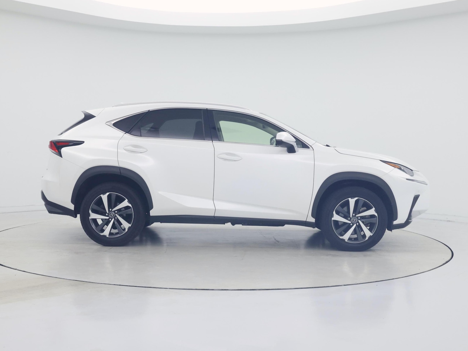 2021 Lexus NX 300 - Photo 8