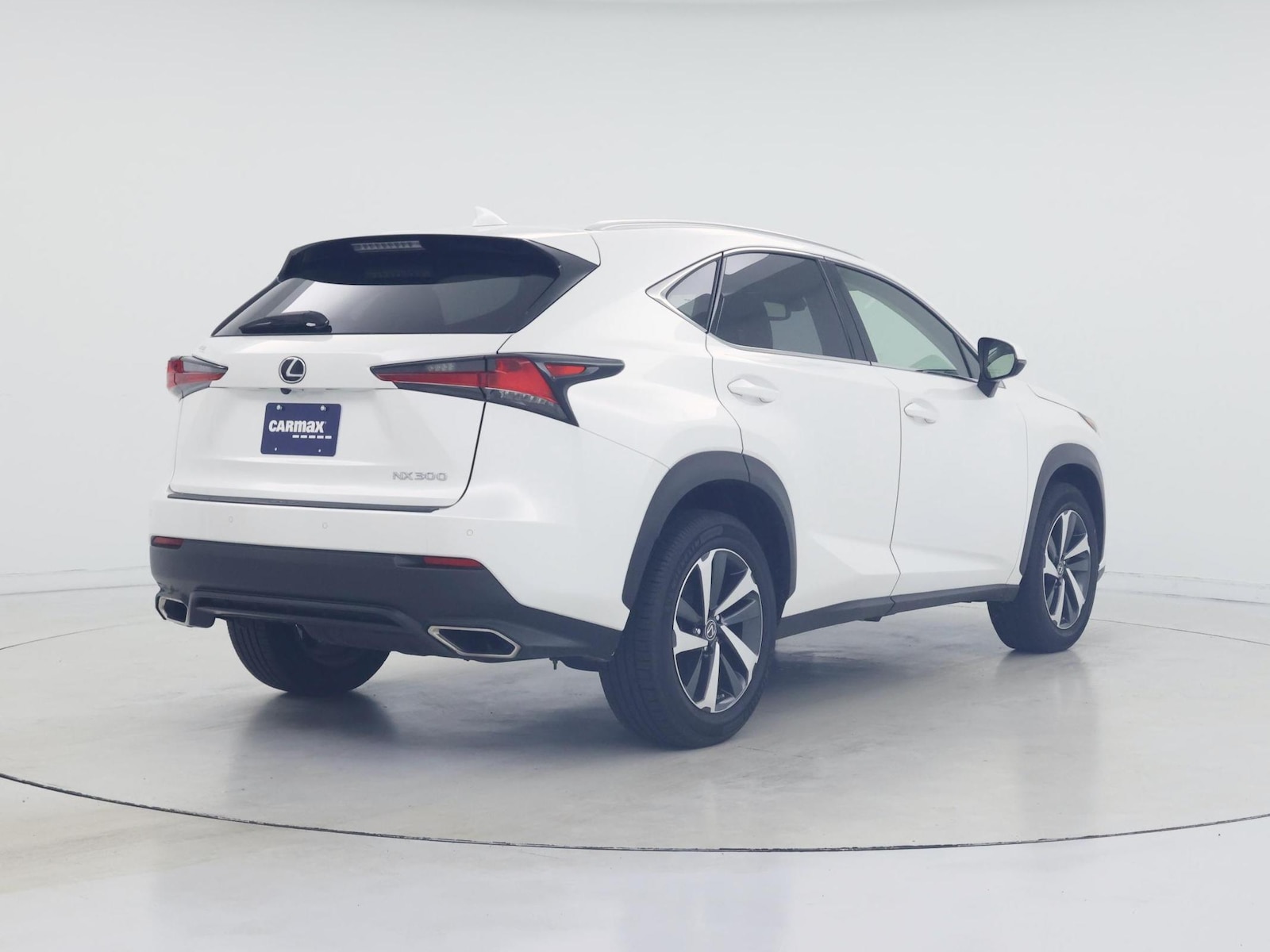 2021 Lexus NX 300 - Photo 9