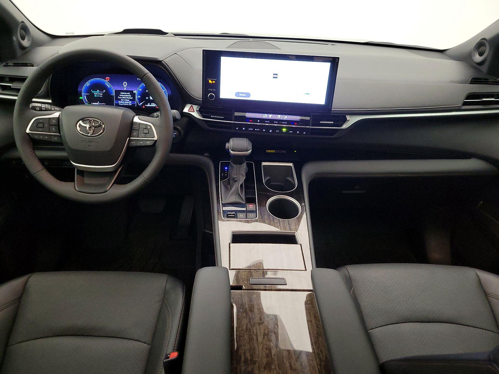 Thumbnail: 2025 Toyota Sienna - 9