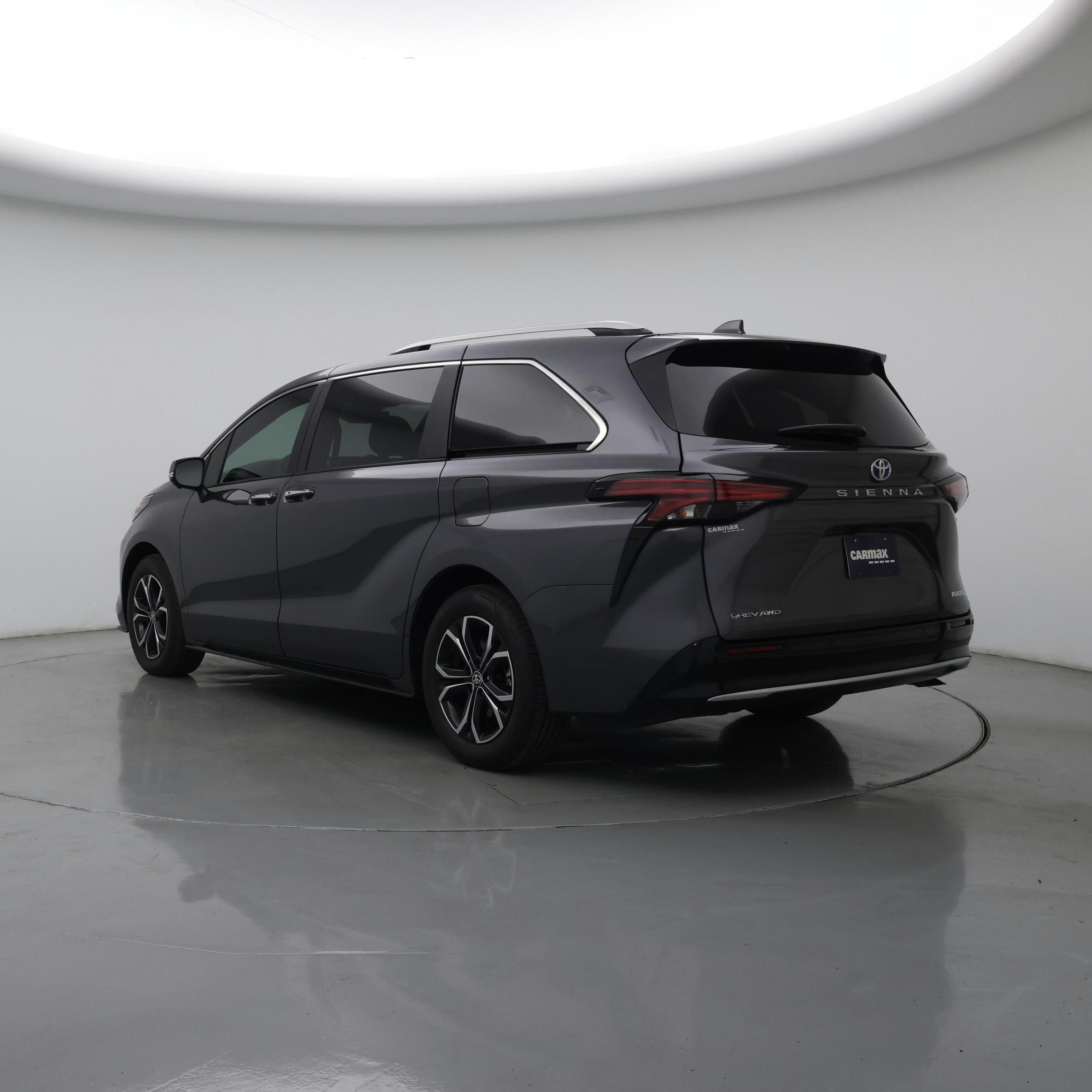 Thumbnail: 2025 Toyota Sienna - 2