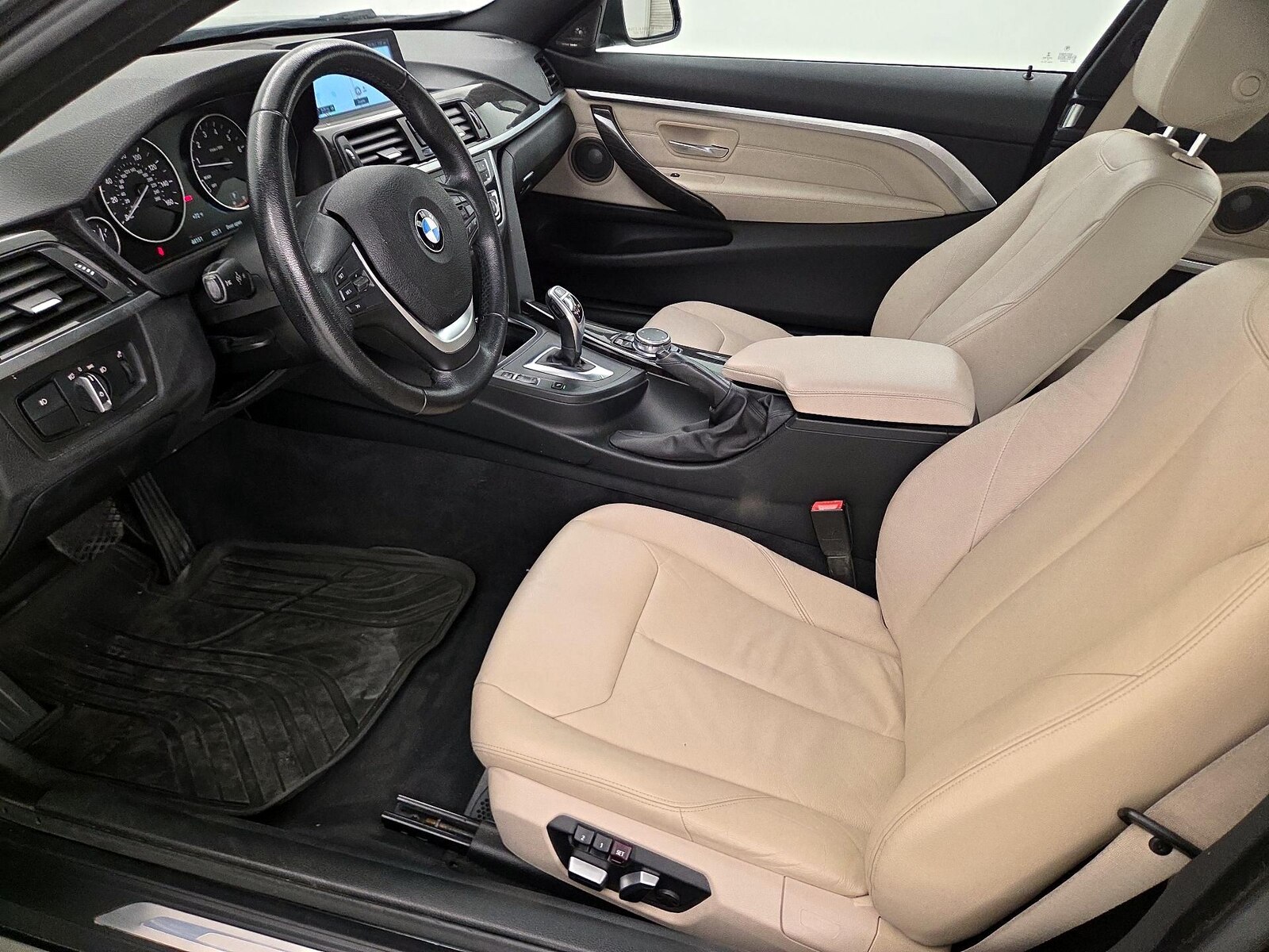 Power Seat(s) & Side Airbags
