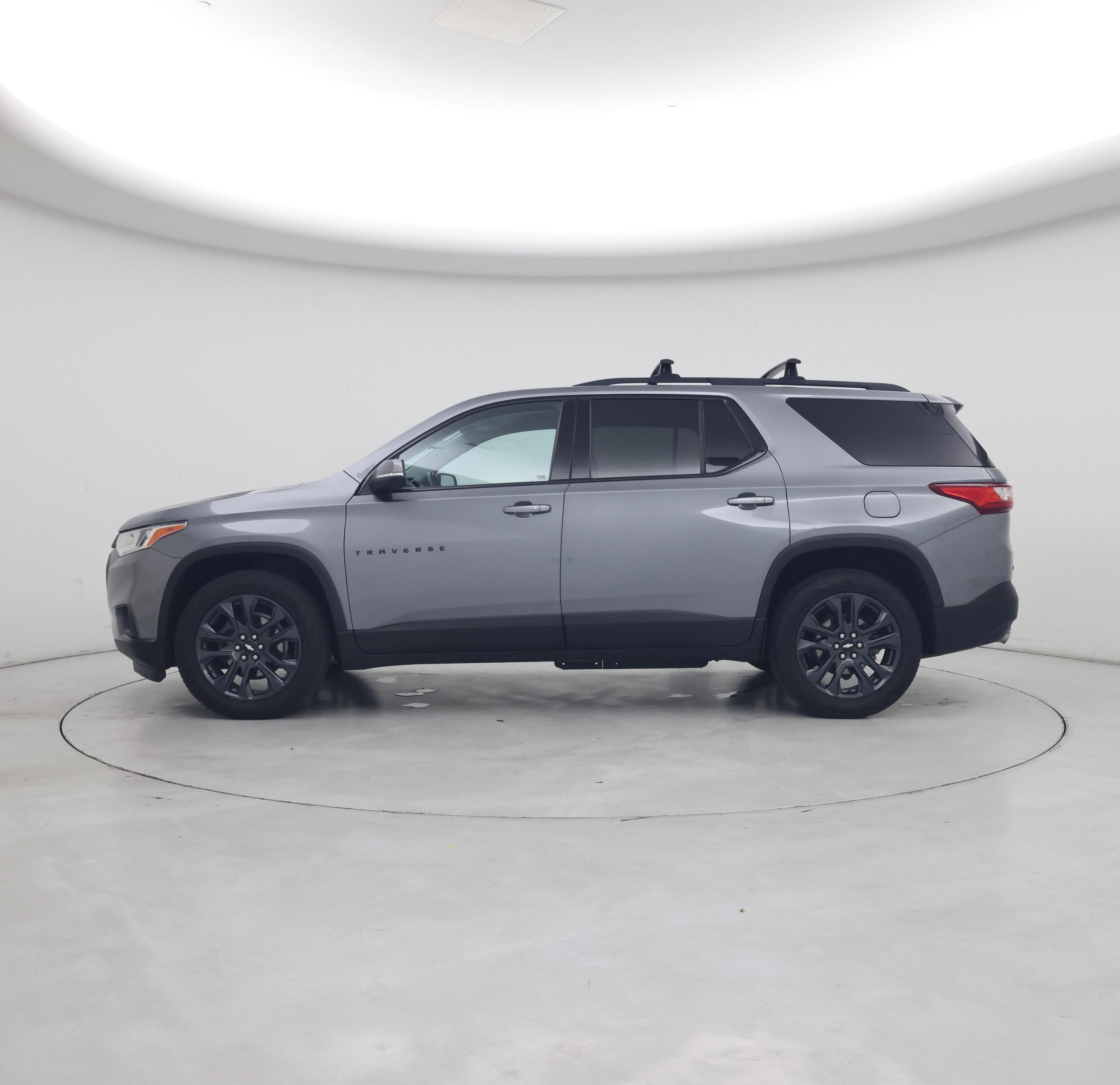 Thumbnail: 2021 Chevrolet Traverse - 3