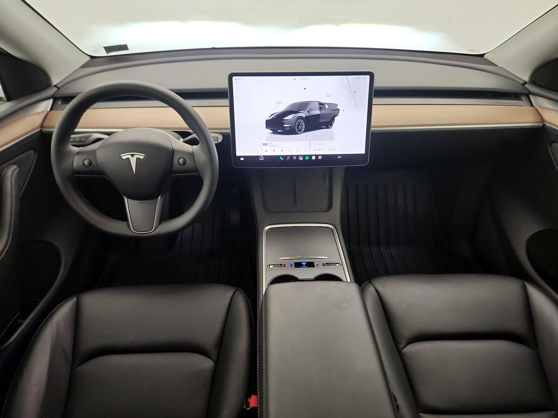 Thumbnail: 2023 Tesla Model Y - 9