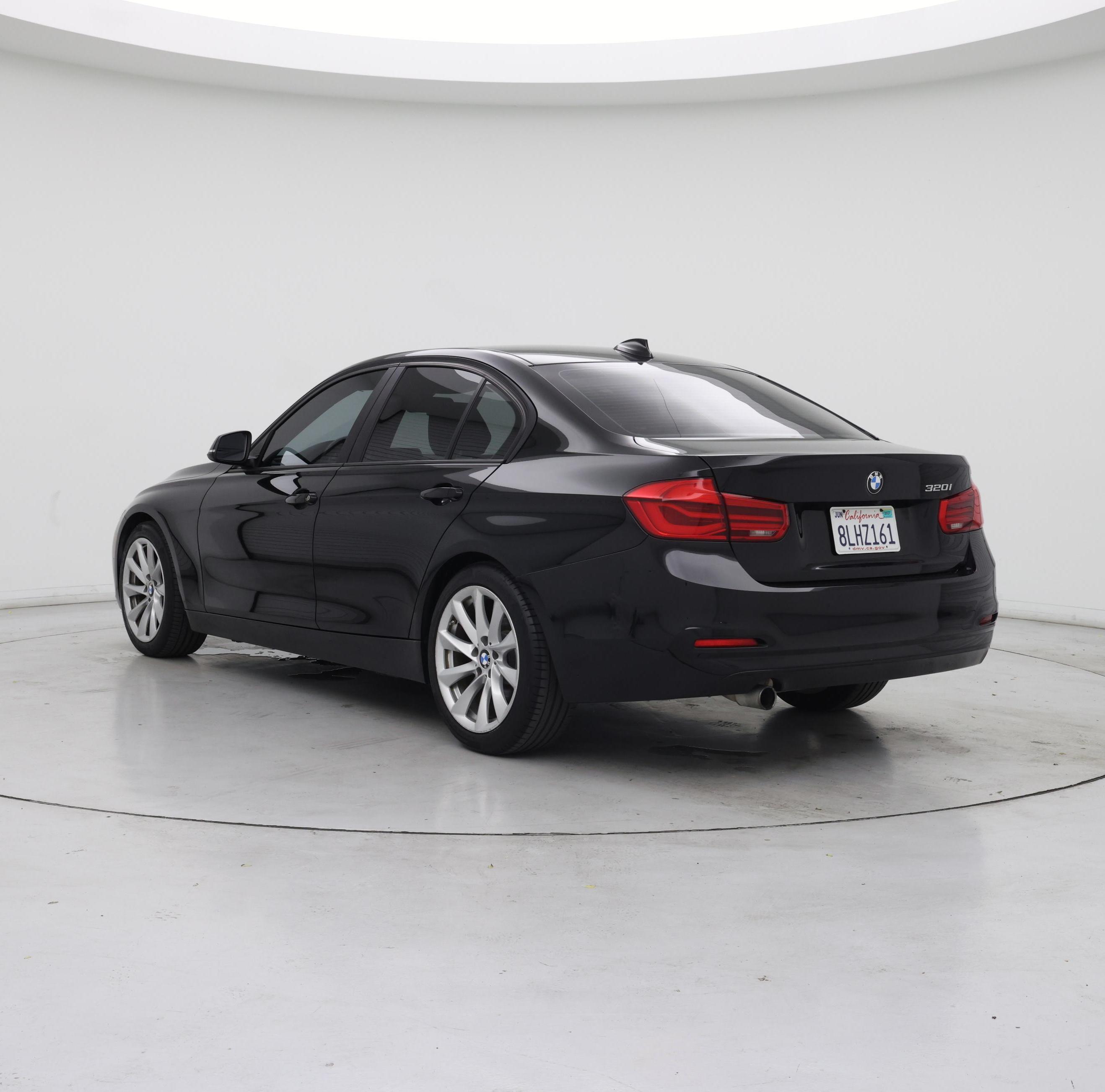 Thumbnail: 2016 BMW 3 Series - 2