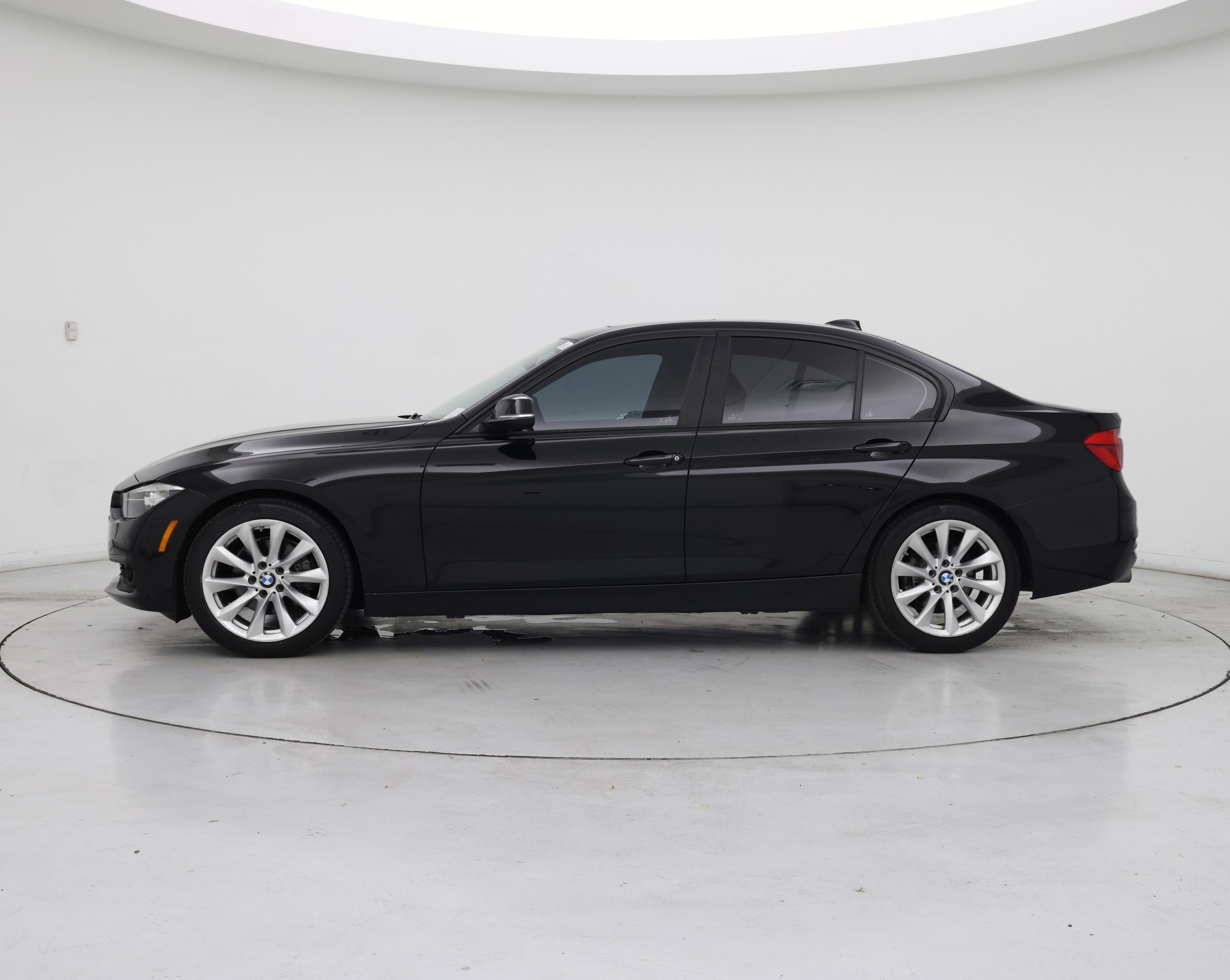 Thumbnail: 2016 BMW 3 Series - 3