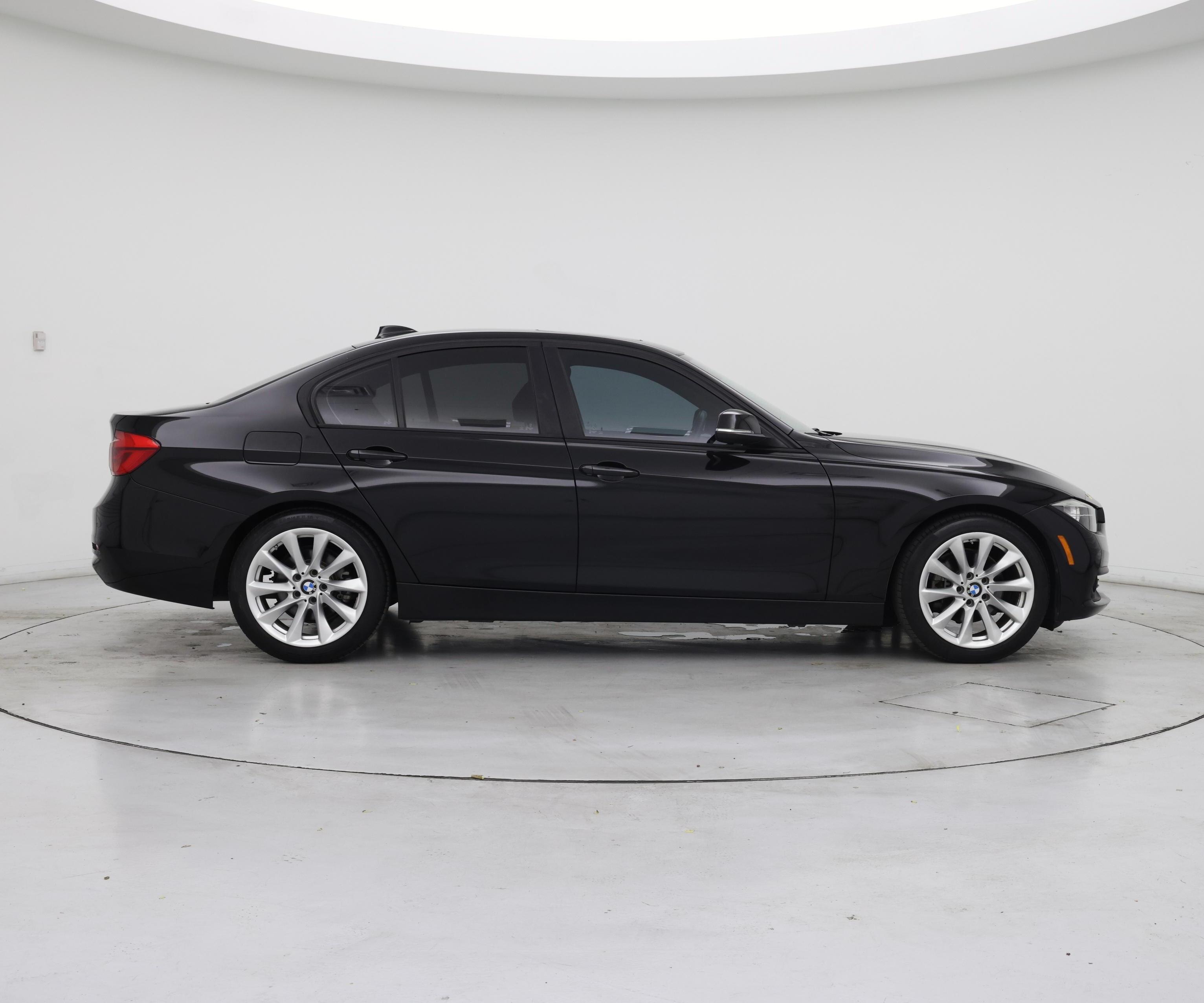 Thumbnail: 2016 BMW 3 Series - 7