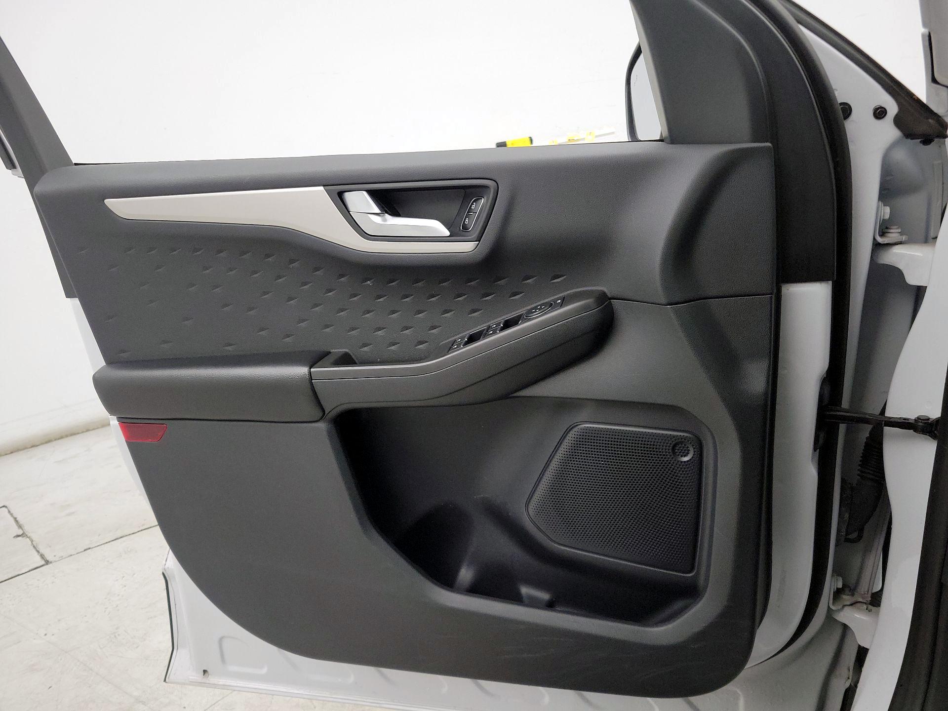 Thumbnail: 2020 Ford Escape - 12