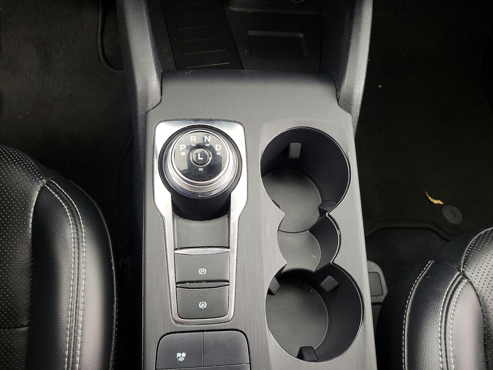 2020 Ford Escape SE - Photo 19