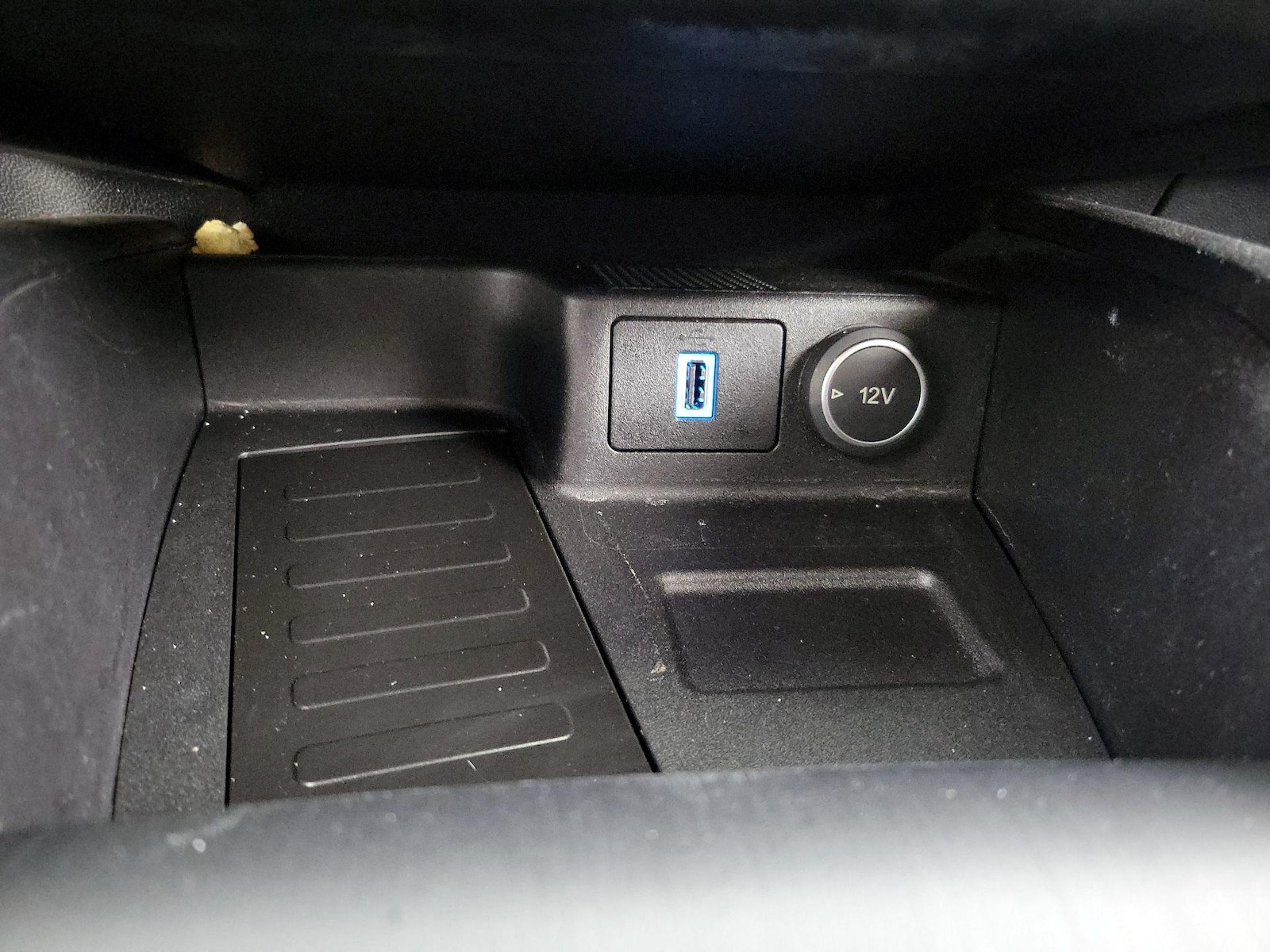 2020 Ford Escape SE - Photo 20