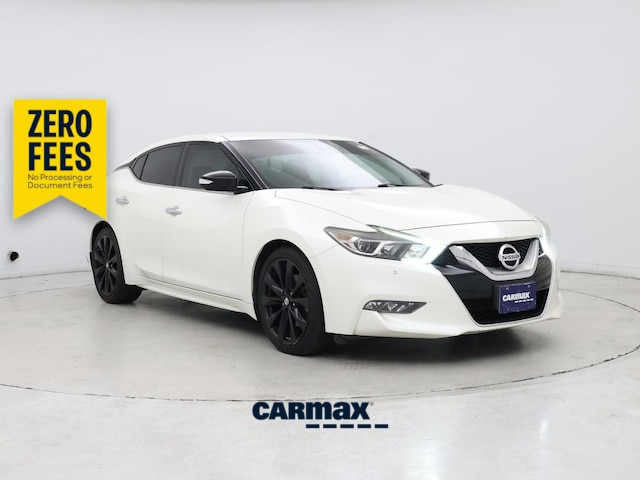 White 2017 Nissan Maxima Sedan Front-Wheel Drive Automatic