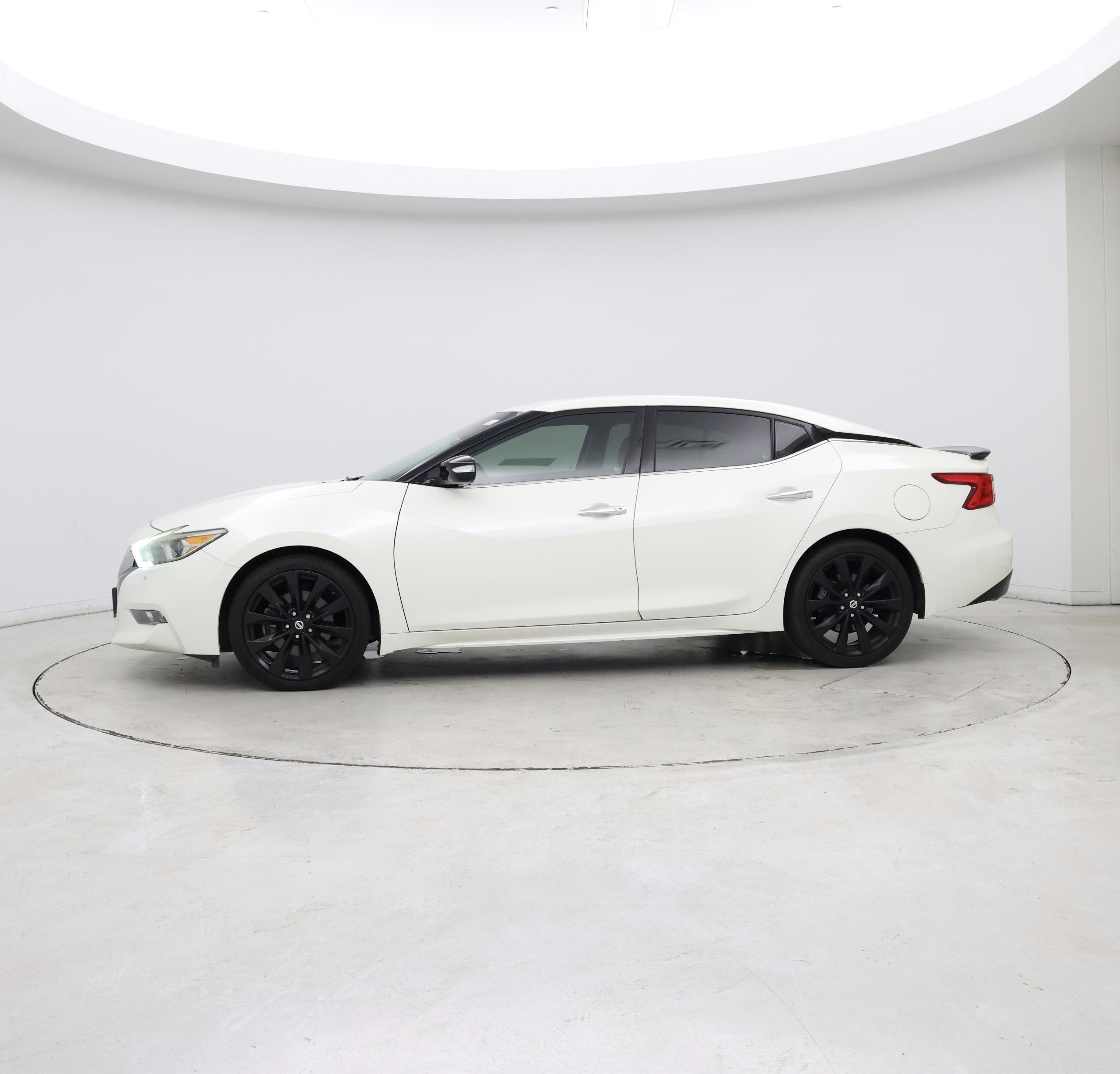 Thumbnail: 2017 Nissan Maxima - 2