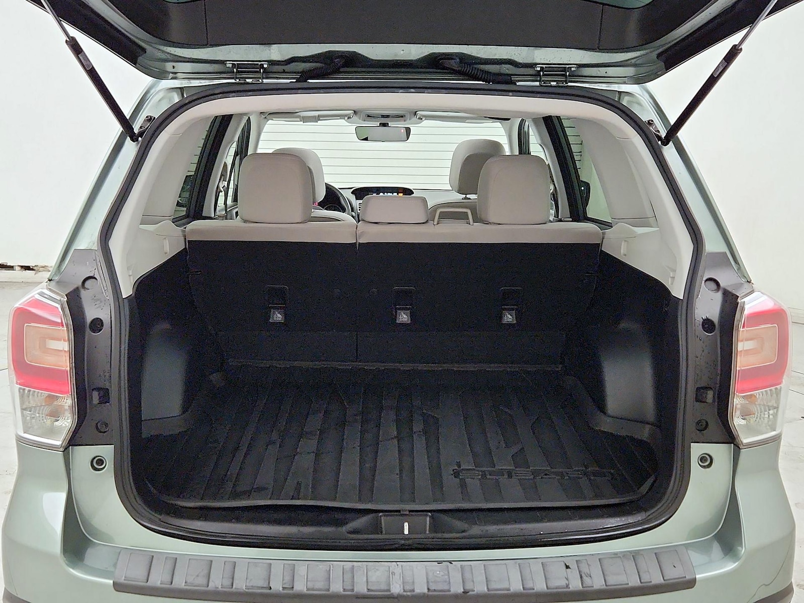 2018 Subaru Forester Premium - Photo 13