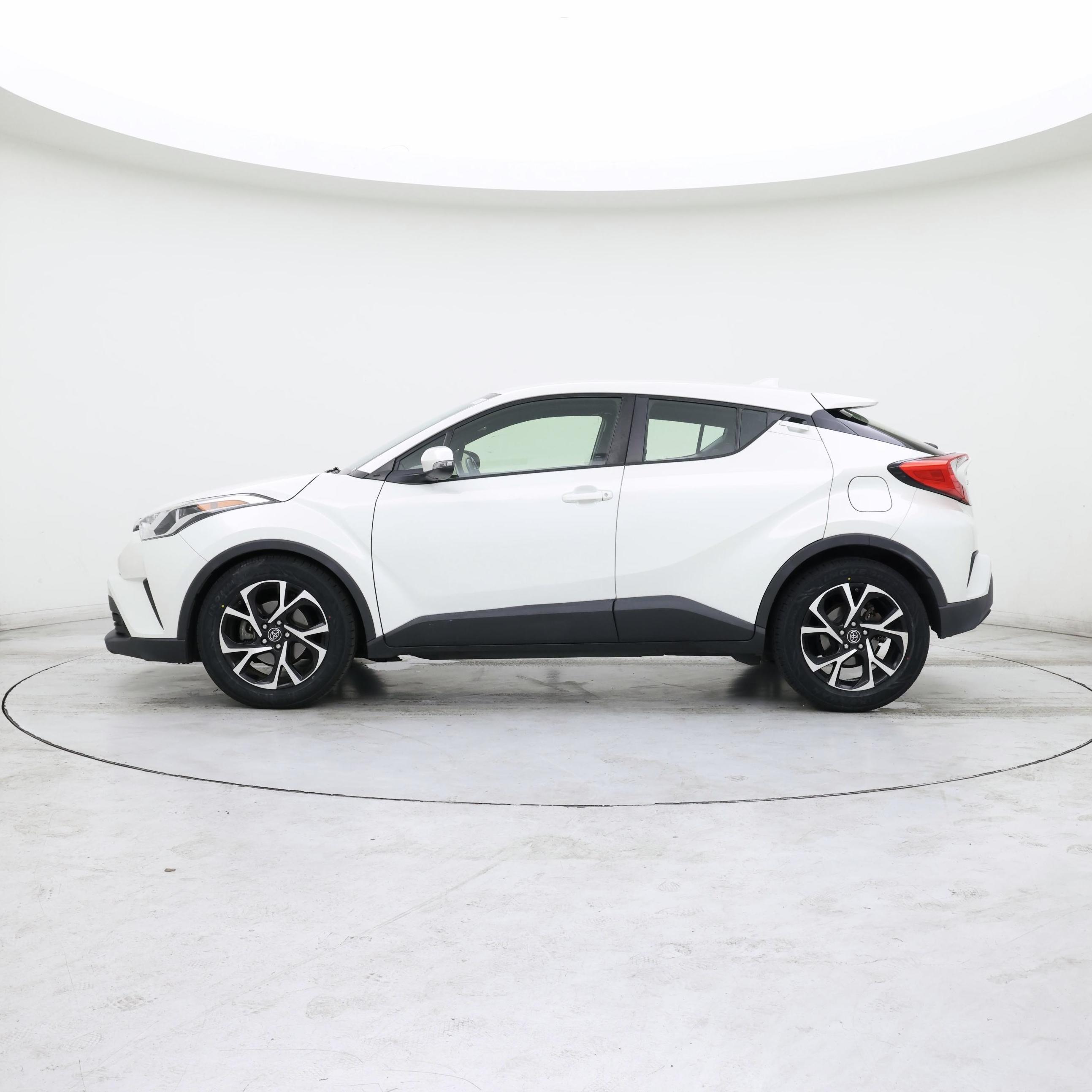 Thumbnail: 2018 Toyota C-HR - 3