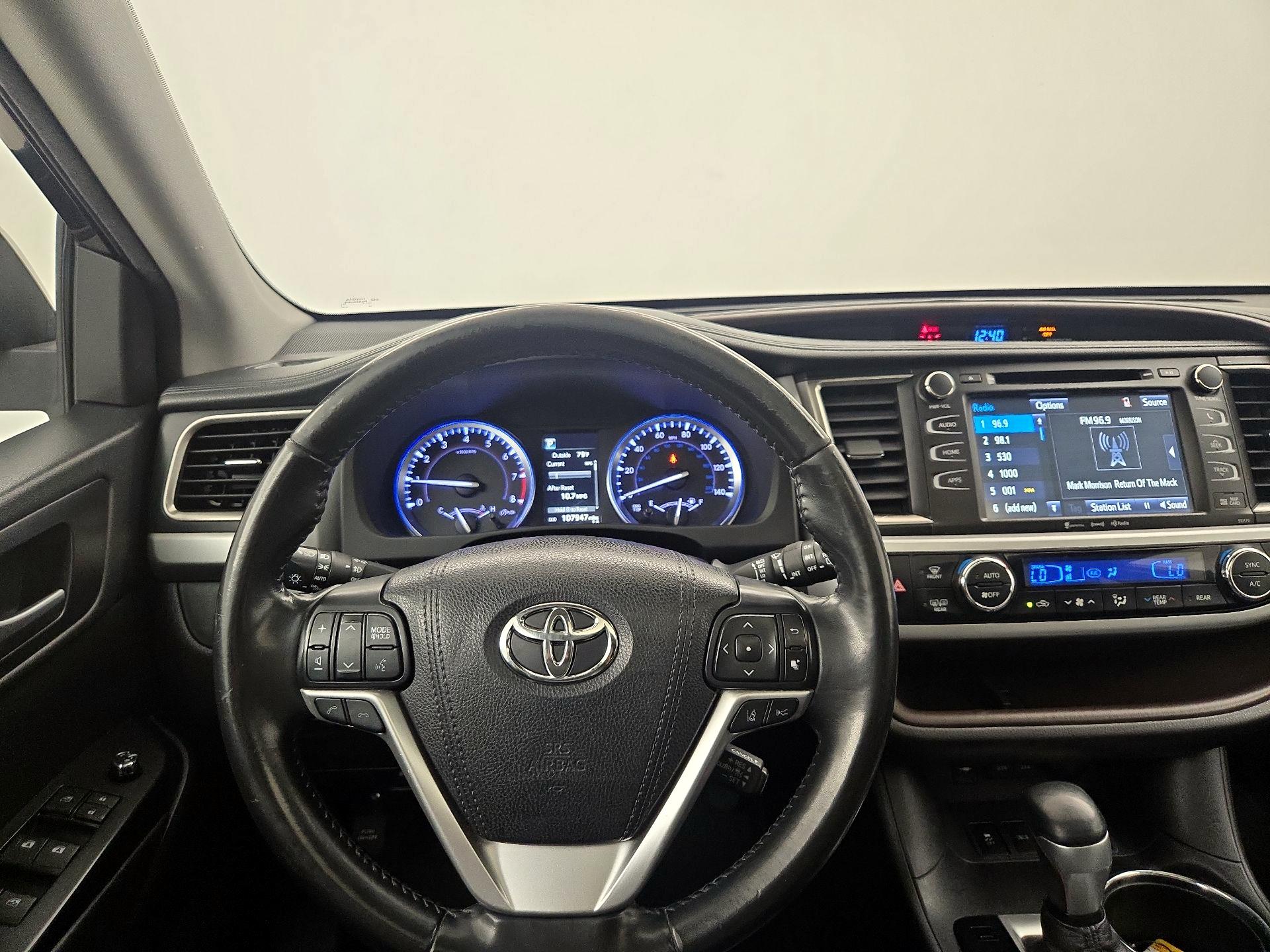 Thumbnail: 2018 Toyota Highlander - 10