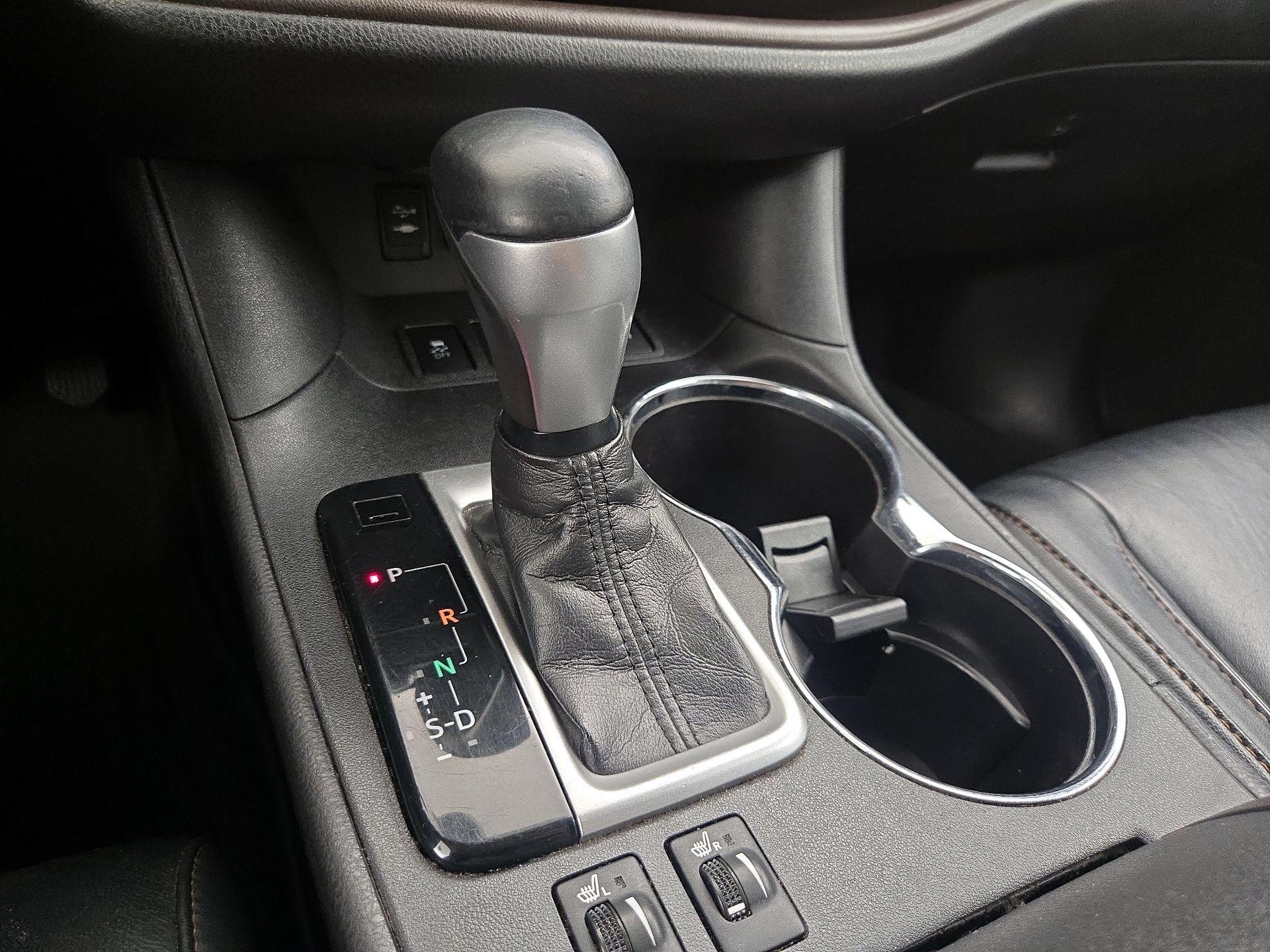 Thumbnail: 2018 Toyota Highlander - 17