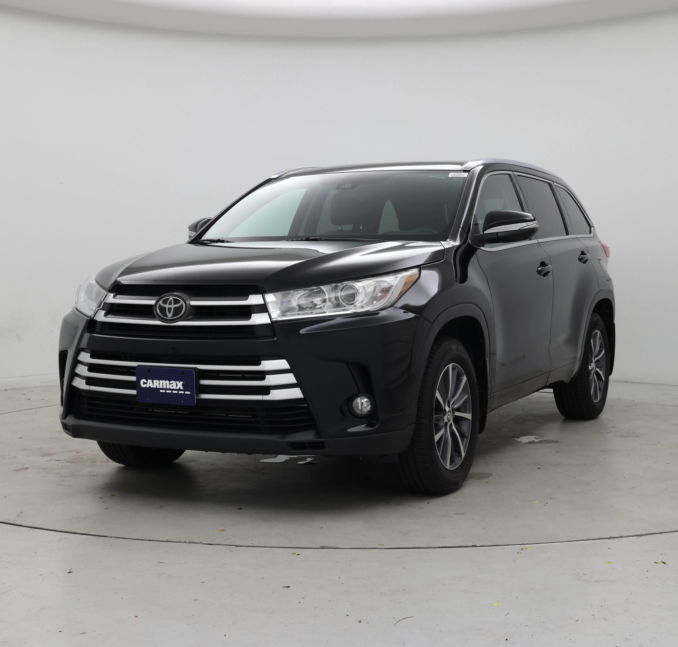 Thumbnail: 2018 Toyota Highlander - 4