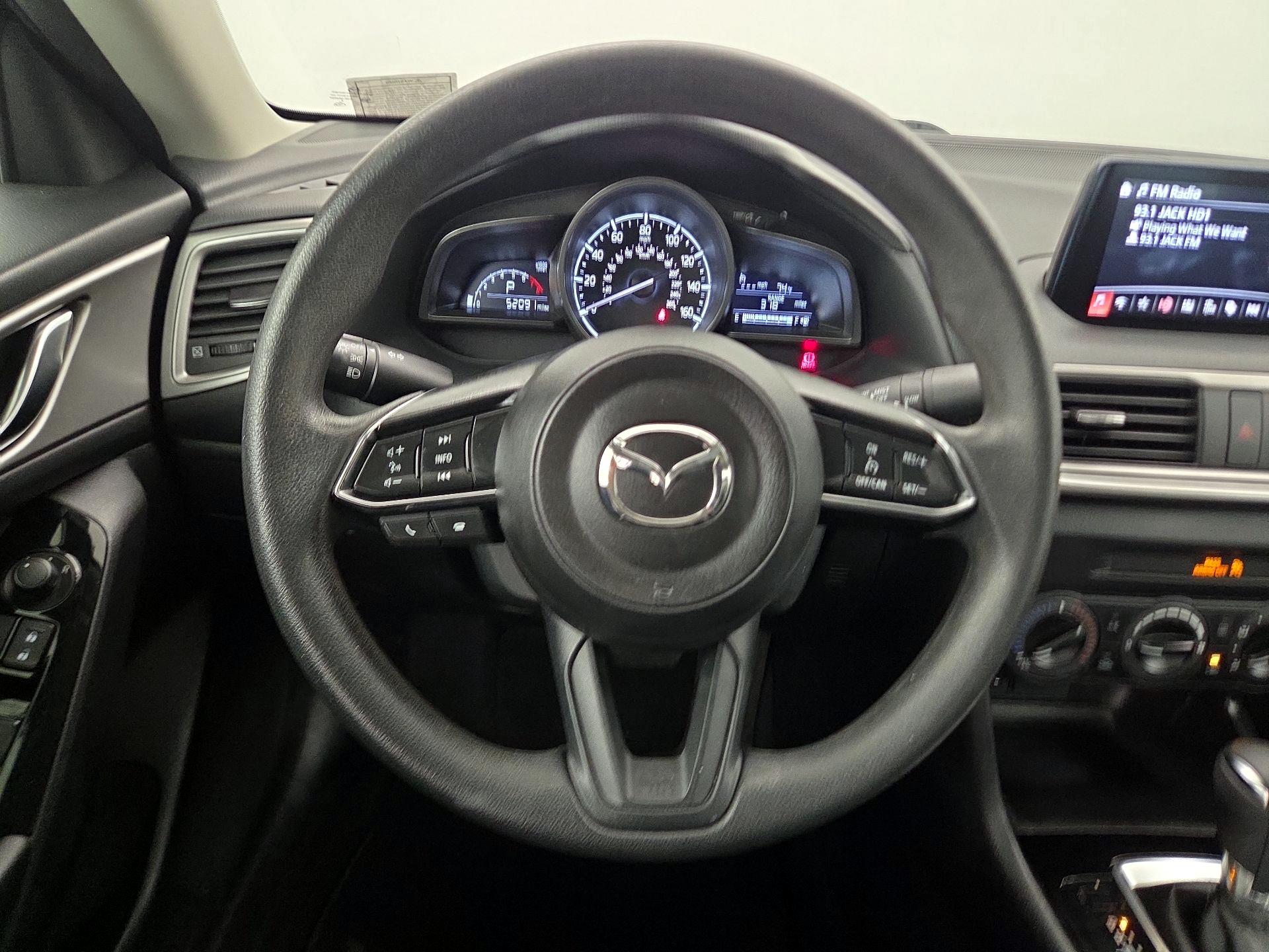 Thumbnail: 2017 Mazda Mazda3 - 10
