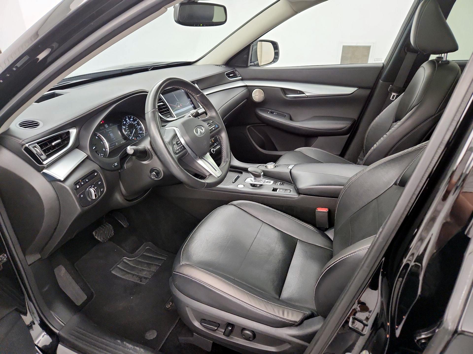 Thumbnail: 2021 INFINITI QX50 - 9