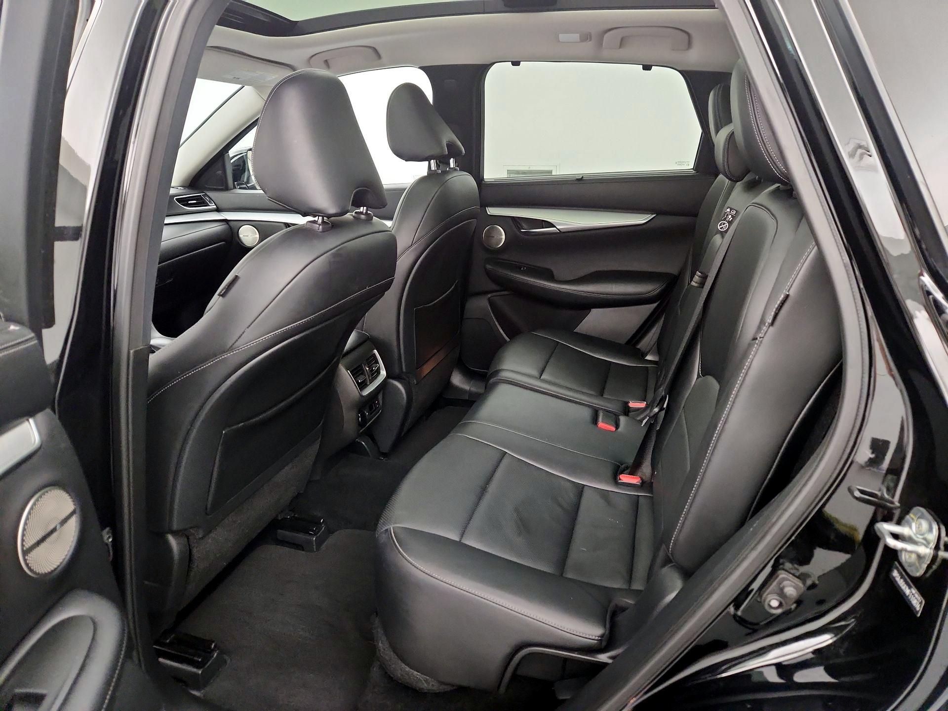 Thumbnail: 2021 INFINITI QX50 - 18