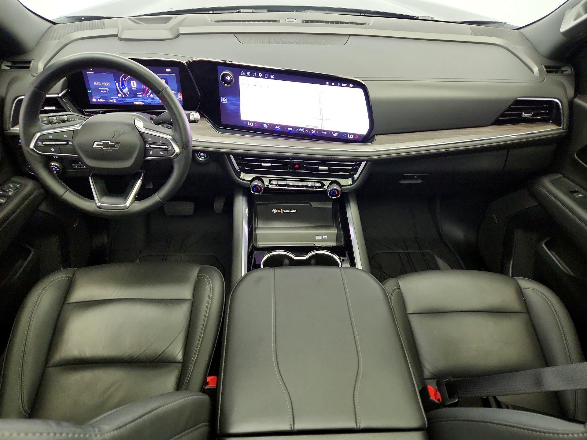 Thumbnail: 2025 Chevrolet Suburban - 9