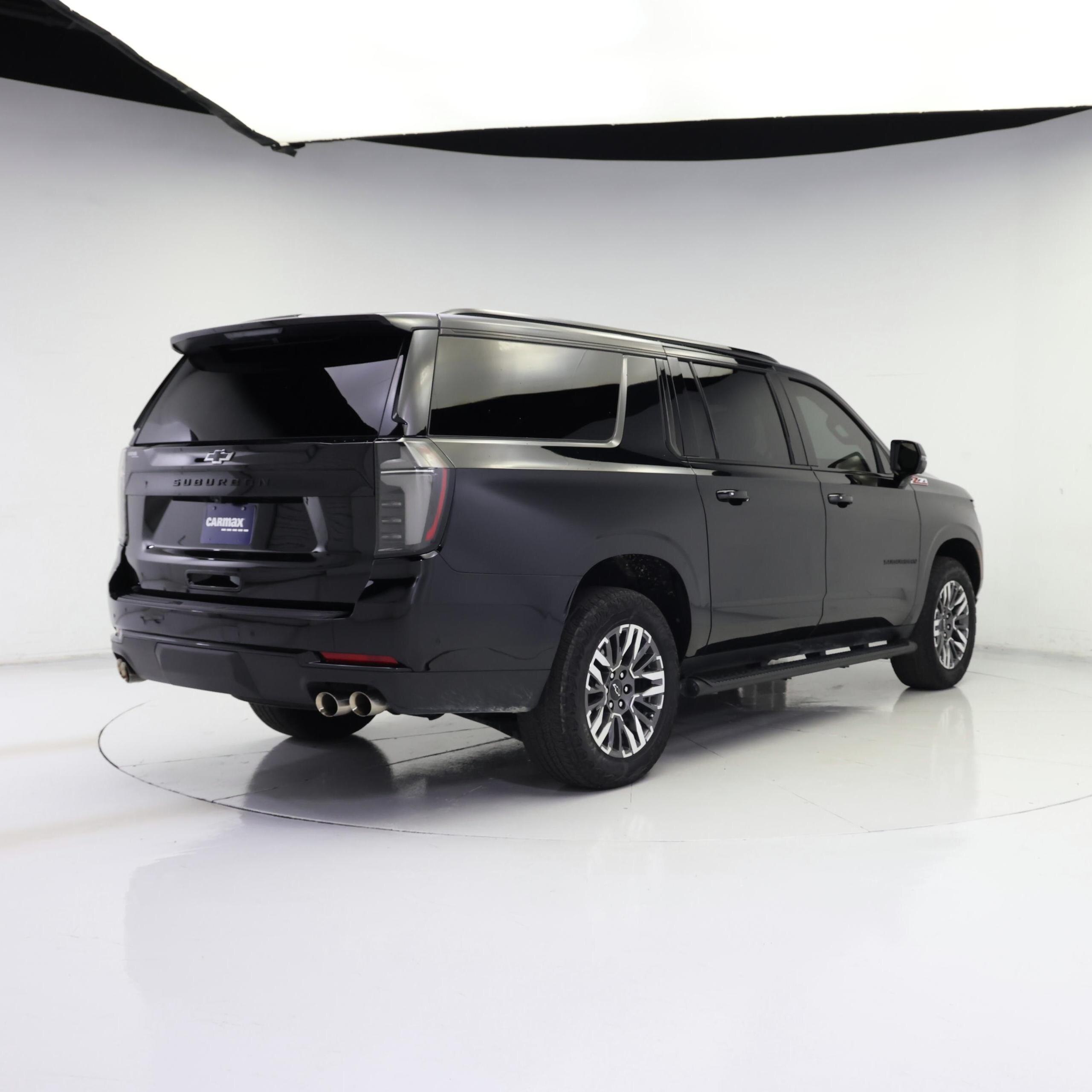 Thumbnail: 2025 Chevrolet Suburban - 8