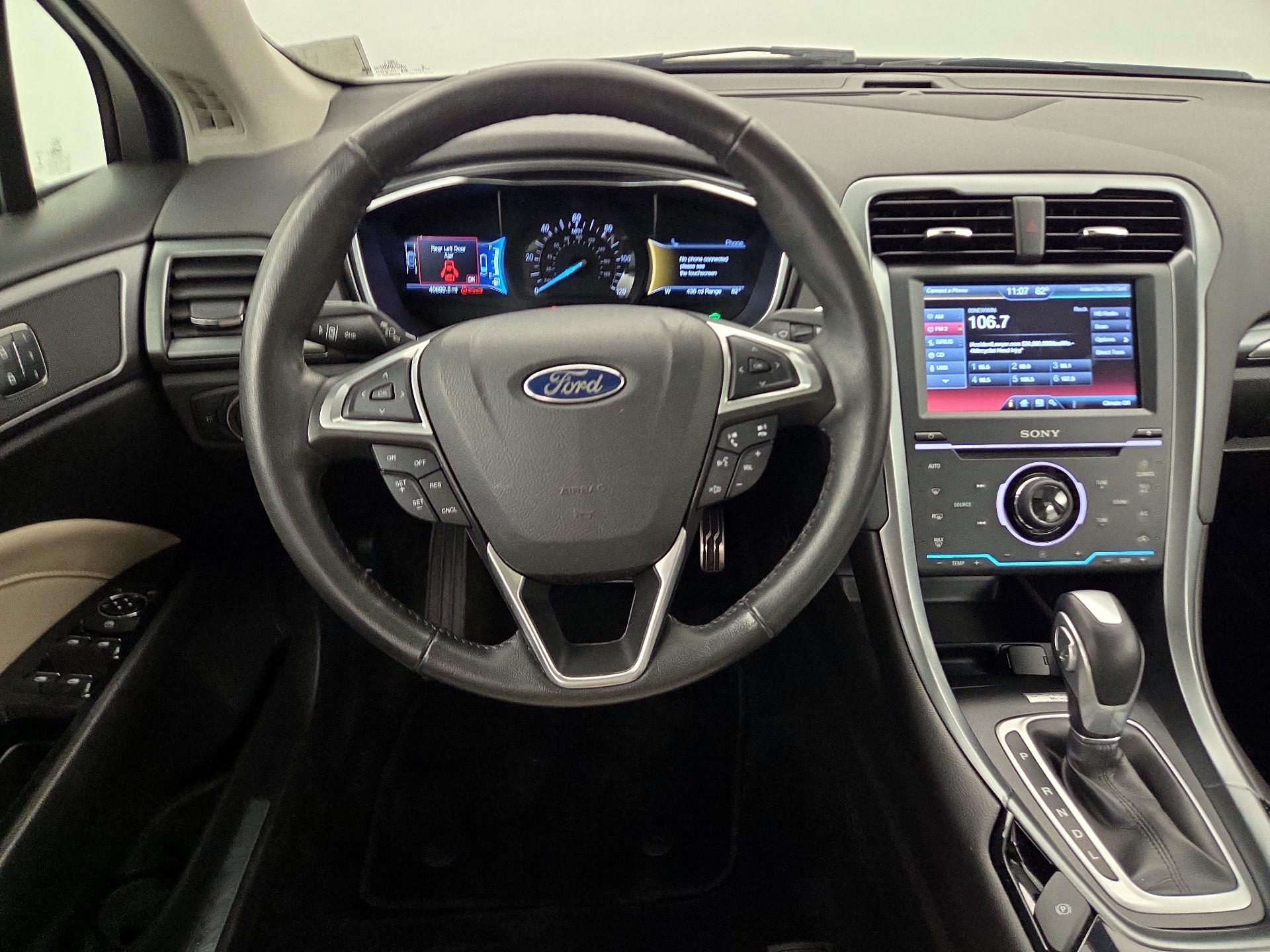 Thumbnail: 2015 Ford Fusion - 10