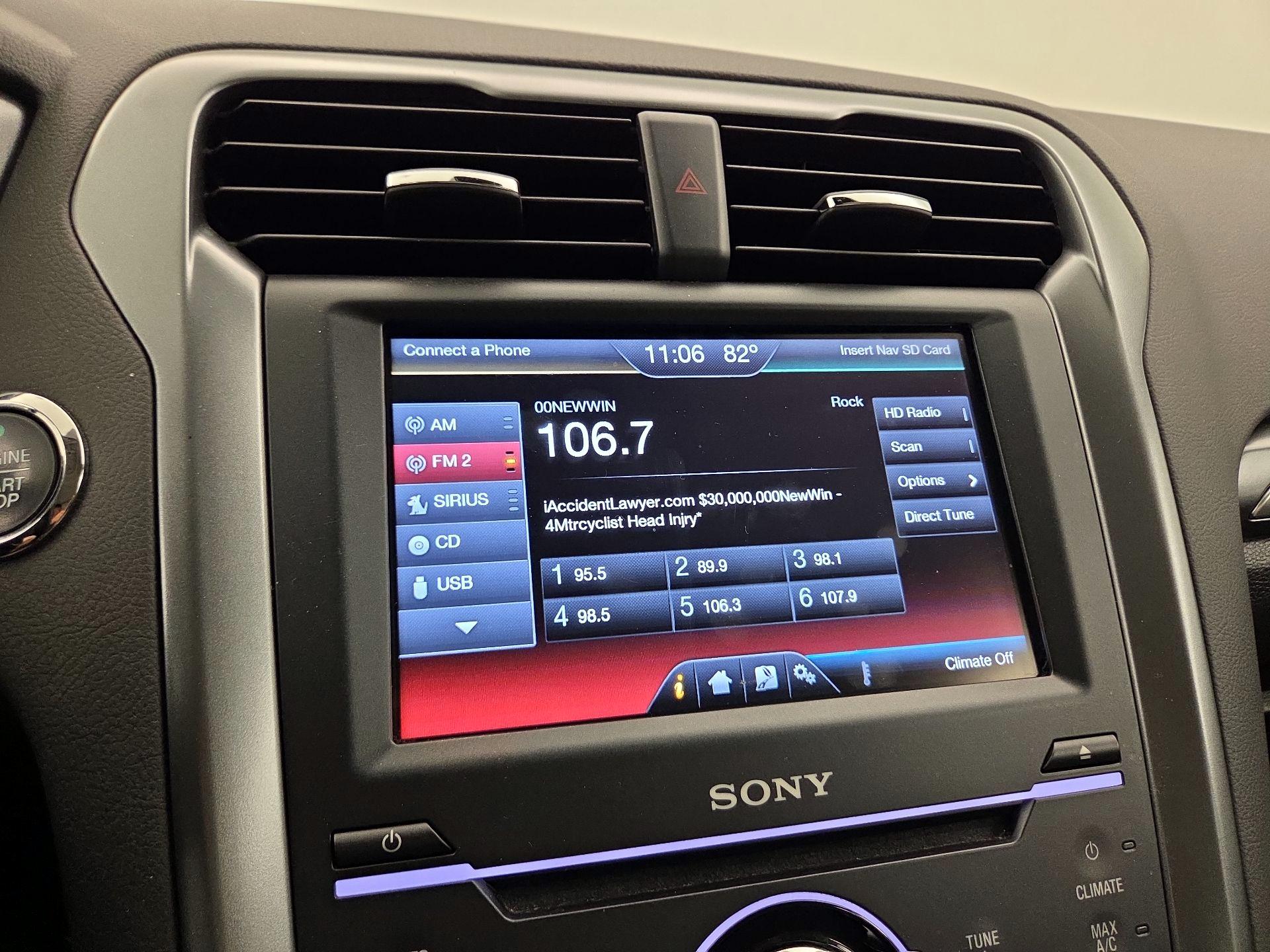 Thumbnail: 2015 Ford Fusion - 15