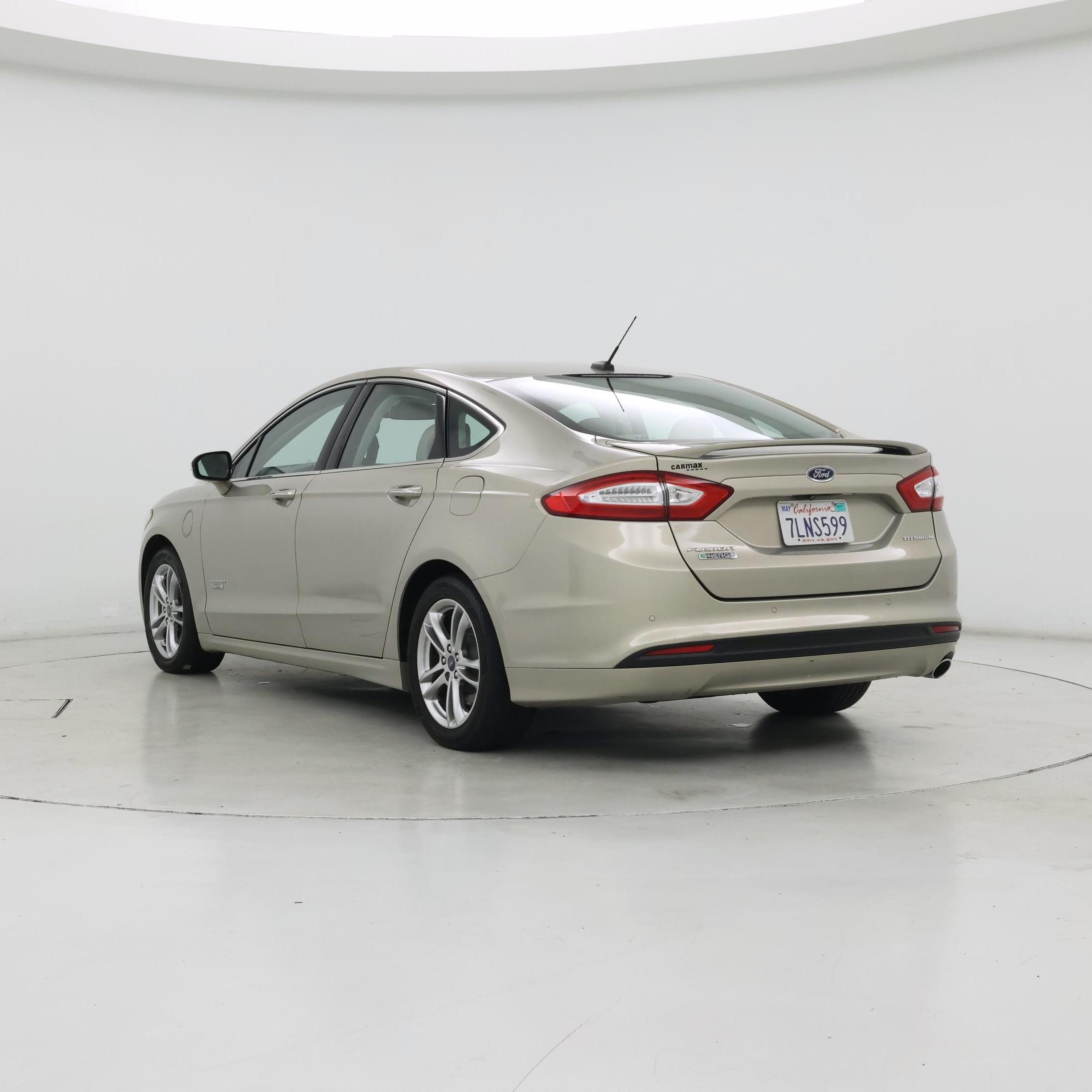 Thumbnail: 2015 Ford Fusion - 2