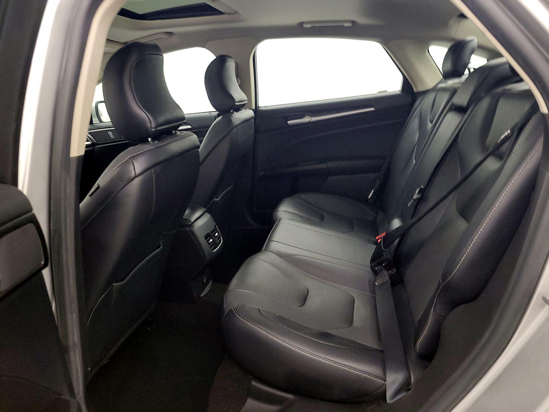 Thumbnail: 2019 Ford Fusion - 19
