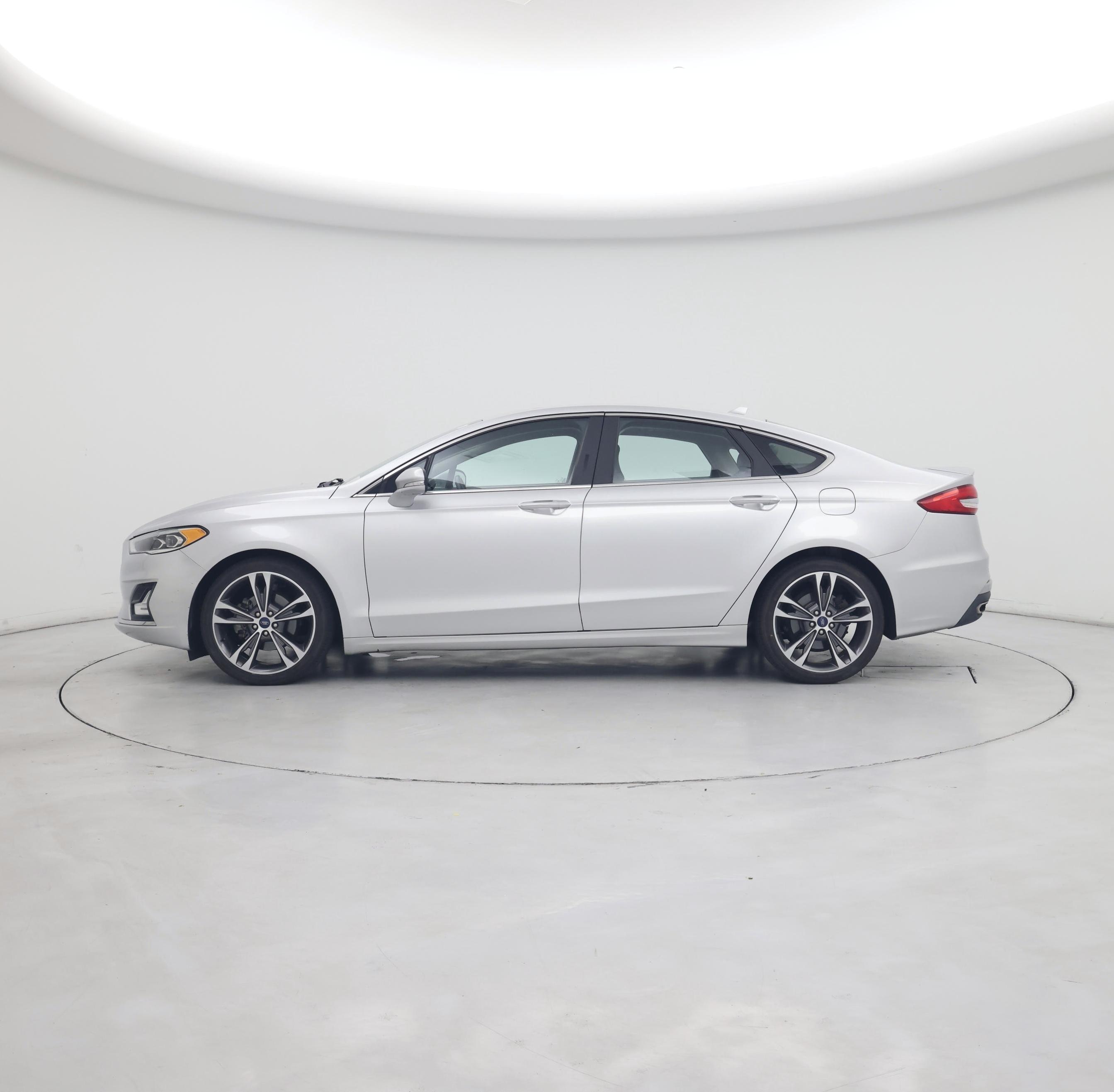 Thumbnail: 2019 Ford Fusion - 3