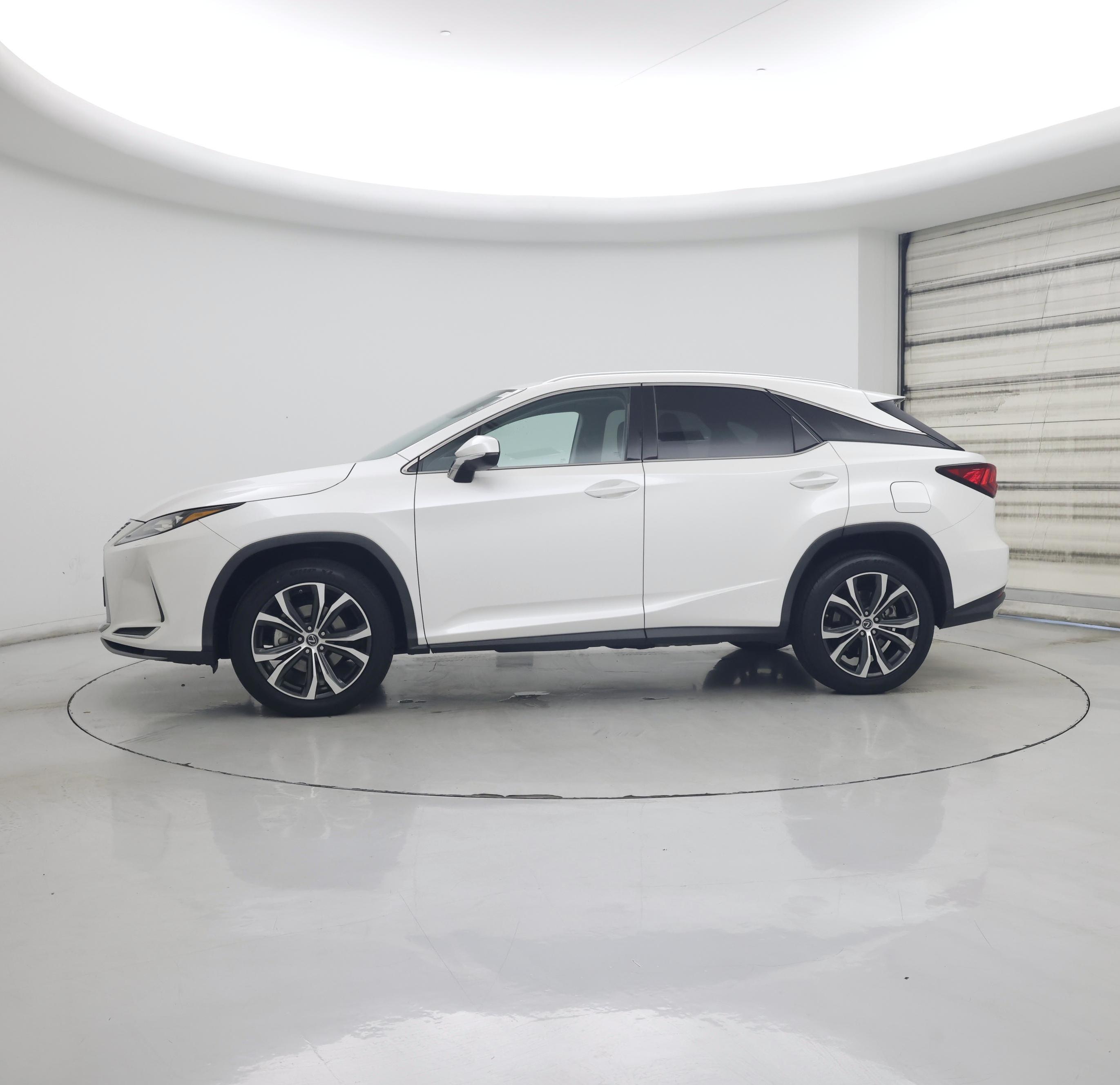 Thumbnail: 2020 Lexus RX - 3
