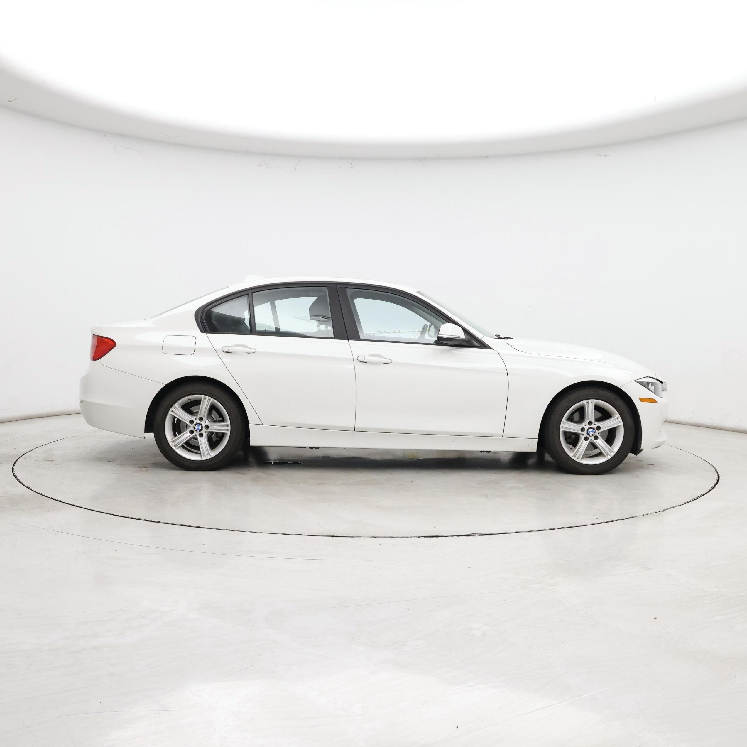 Thumbnail: 2015 BMW 3 Series - 7