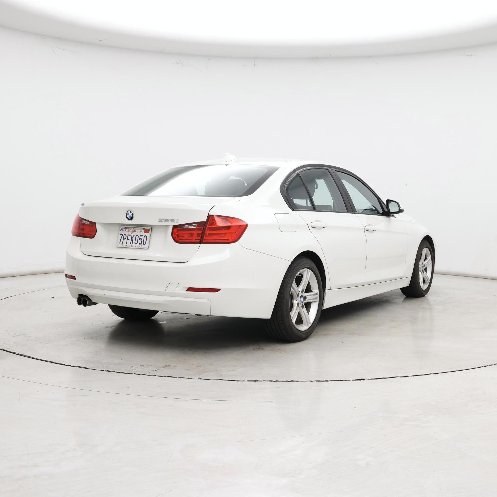 Thumbnail: 2015 BMW 3 Series - 8