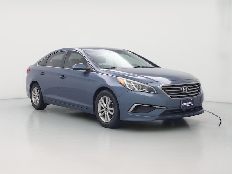 2017 Hyundai Sonata Base -
                  Palmdale, CA