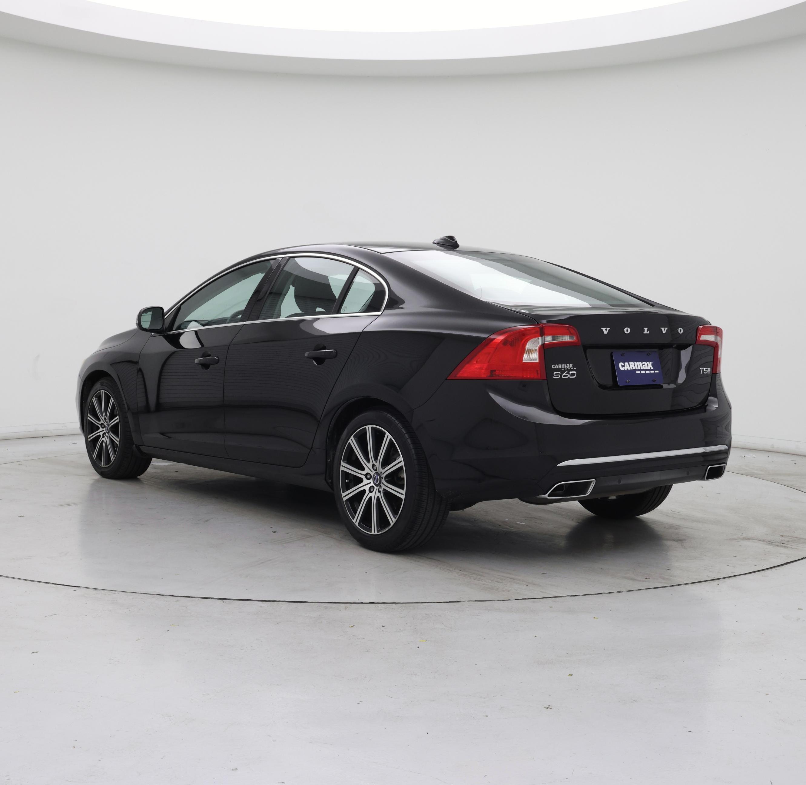 Thumbnail: 2016 Volvo S60 - 2
