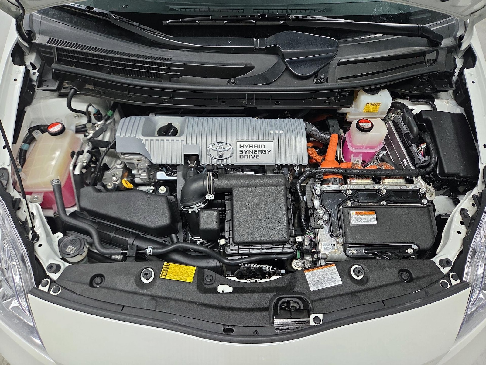 2015 Toyota Prius Two - Photo 20