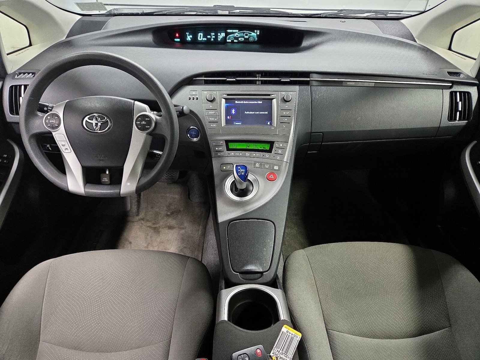 2015 Toyota Prius Two - Photo 8