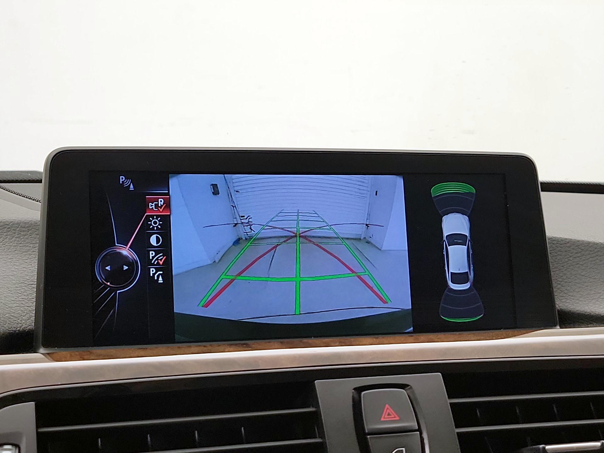 Thumbnail: 2015 BMW 4 Series - 15