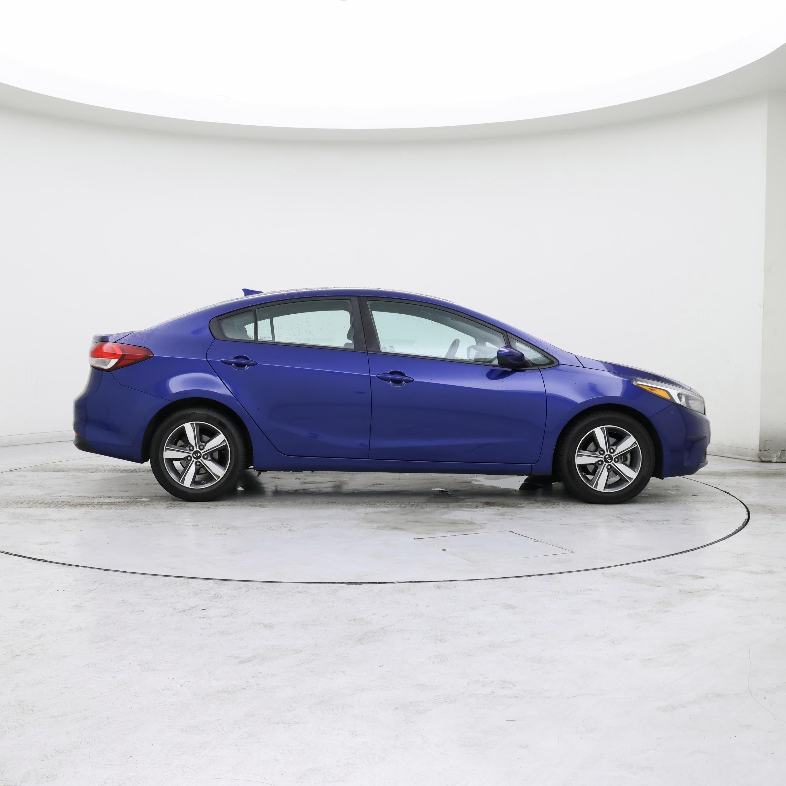 Thumbnail: 2018 Kia Forte - 7