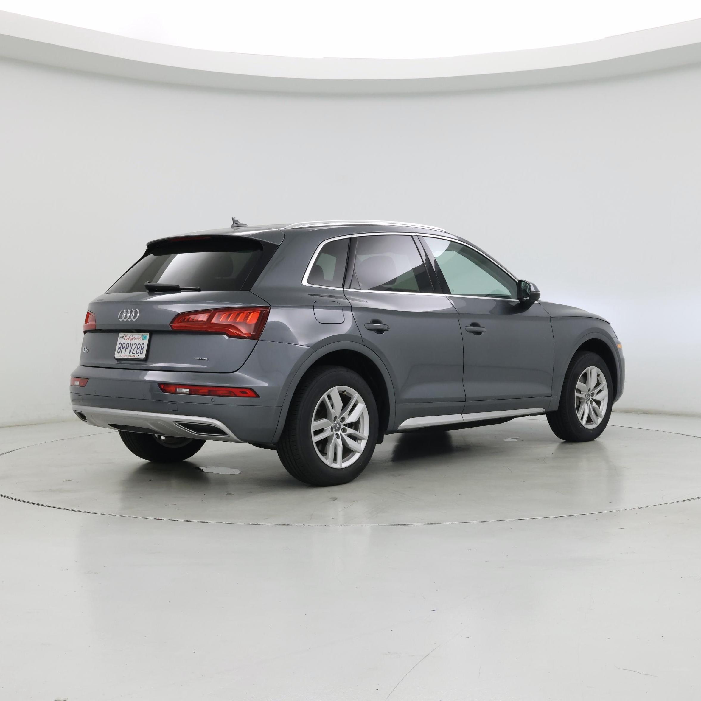 Thumbnail: 2020 Audi Q5 - 8