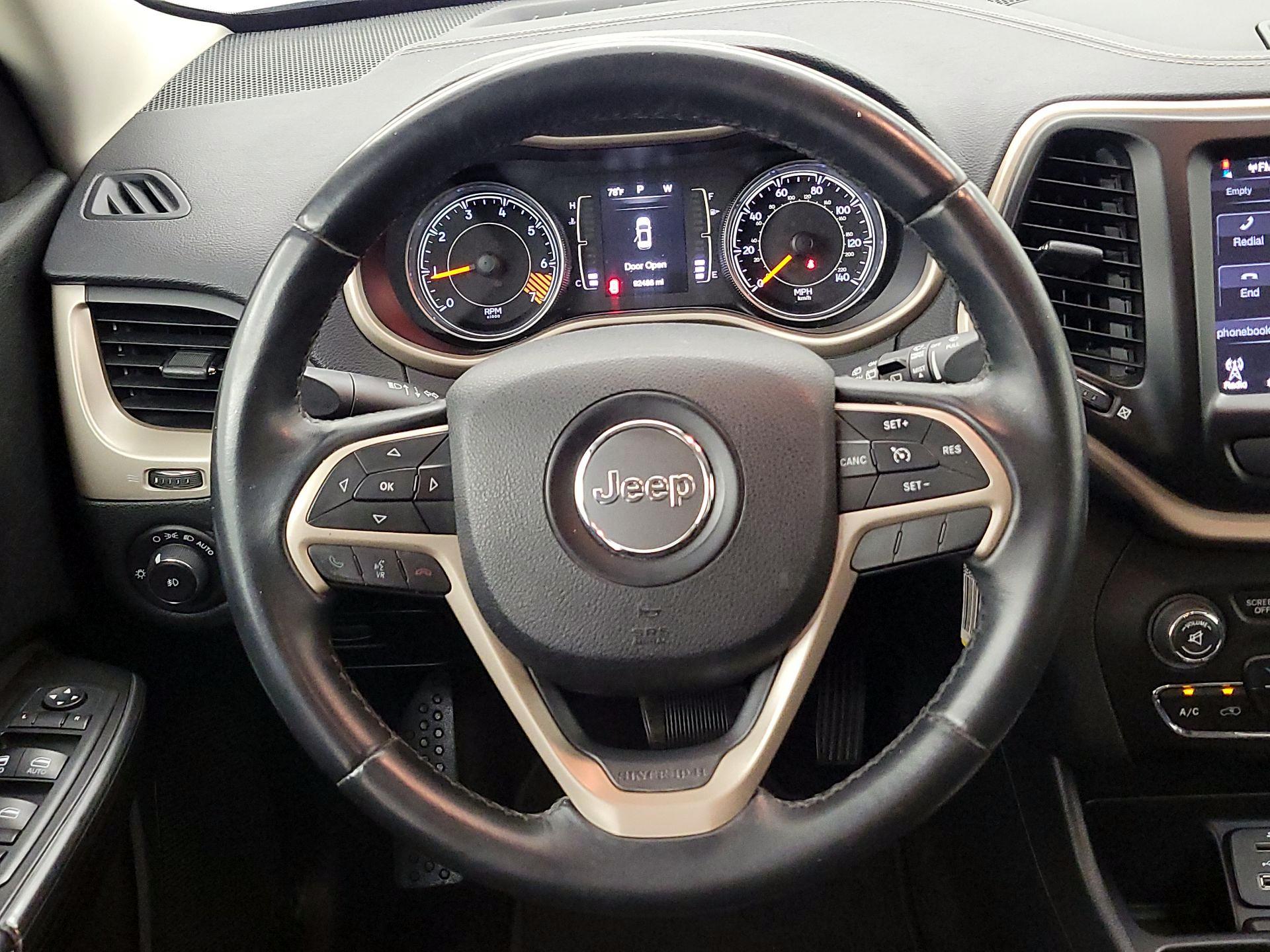 Thumbnail: 2015 Jeep Cherokee - 10