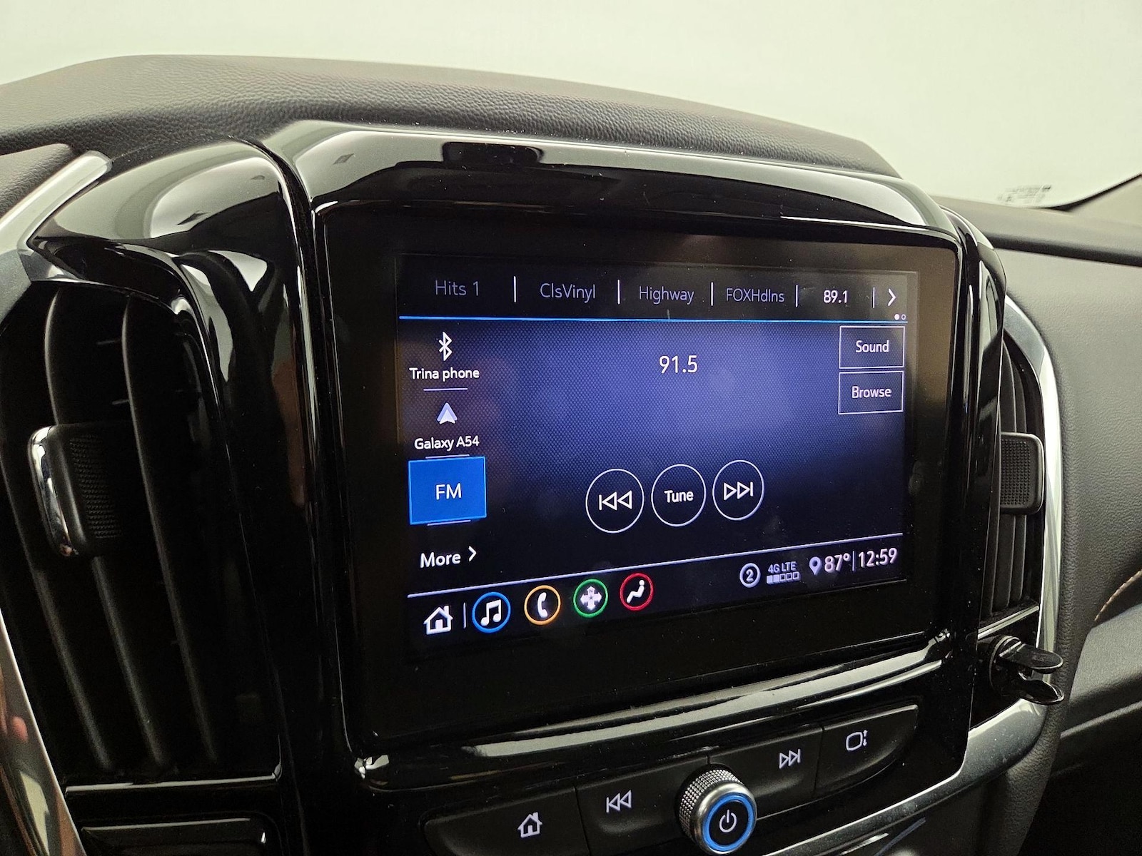 2020 Chevrolet Traverse 1LT - Photo 16