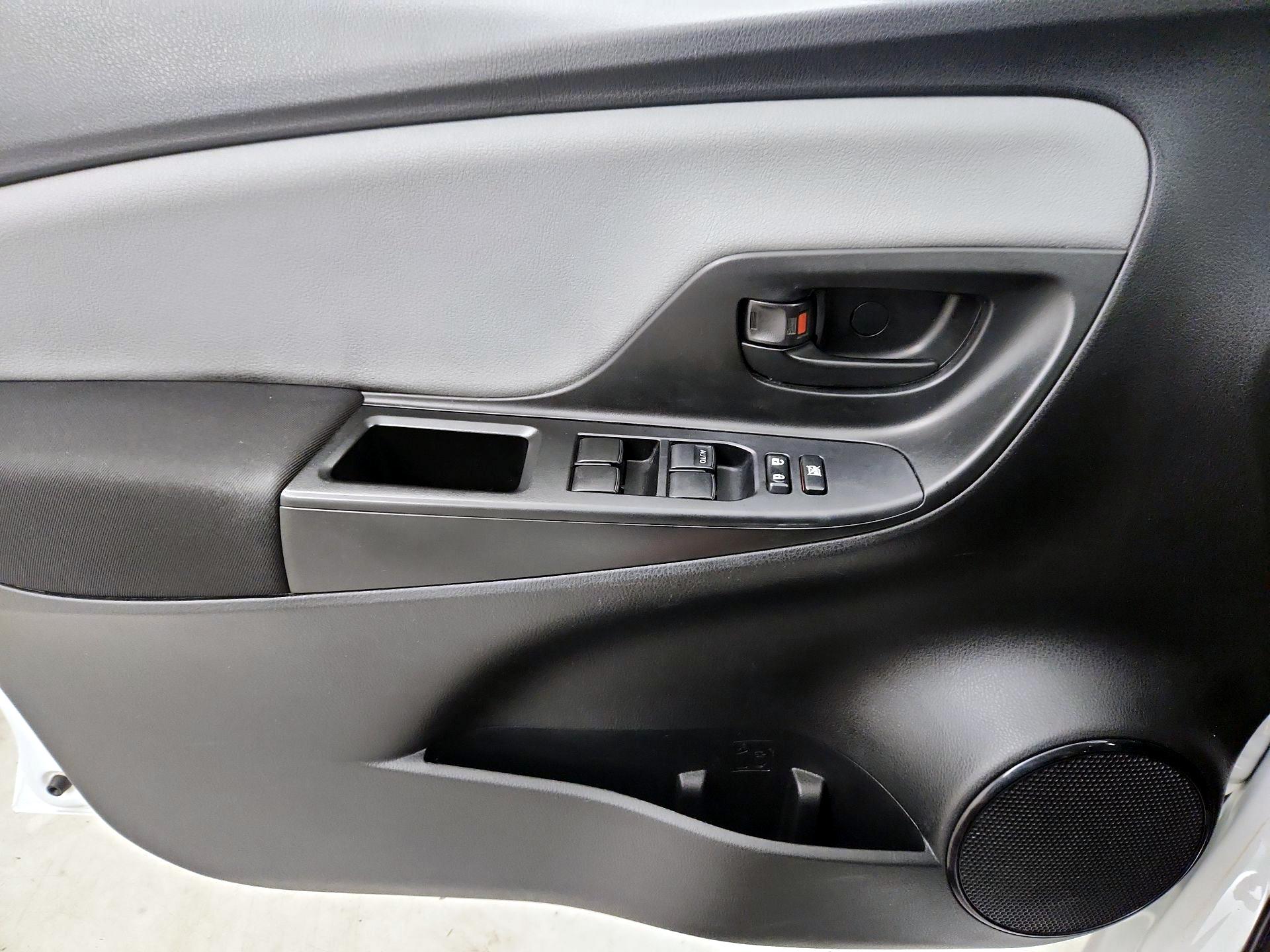 Thumbnail: 2017 Toyota Yaris - 12