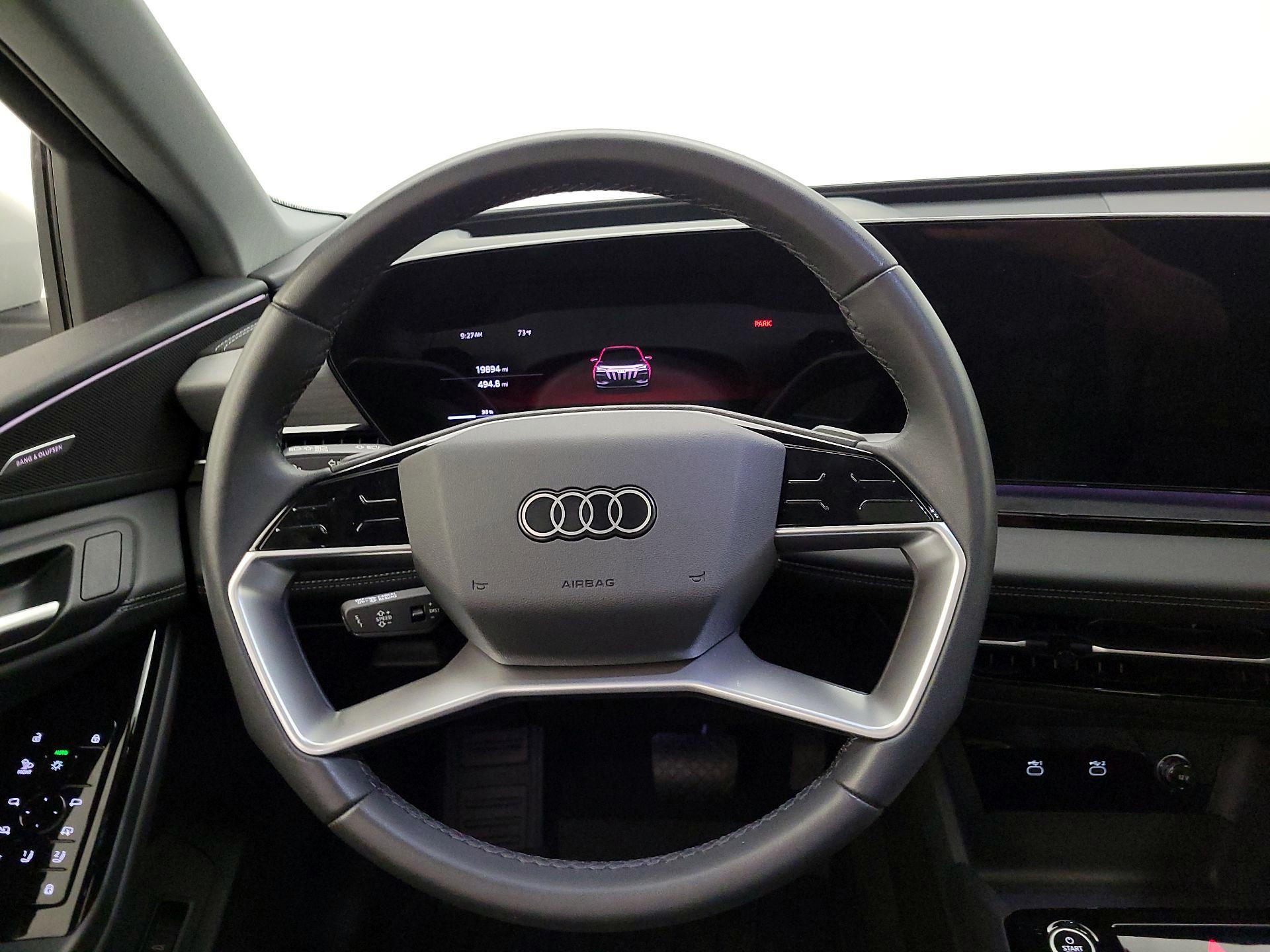 Thumbnail: 2025 Audi Q6 e-tron - 10