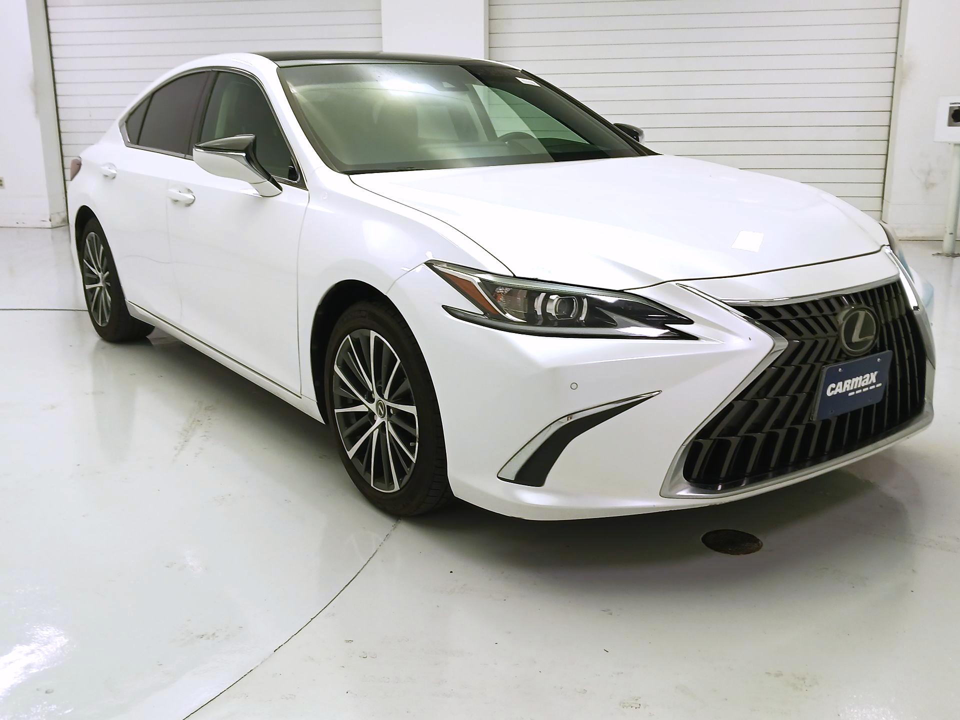 Thumbnail: 2025 Lexus ES - 1