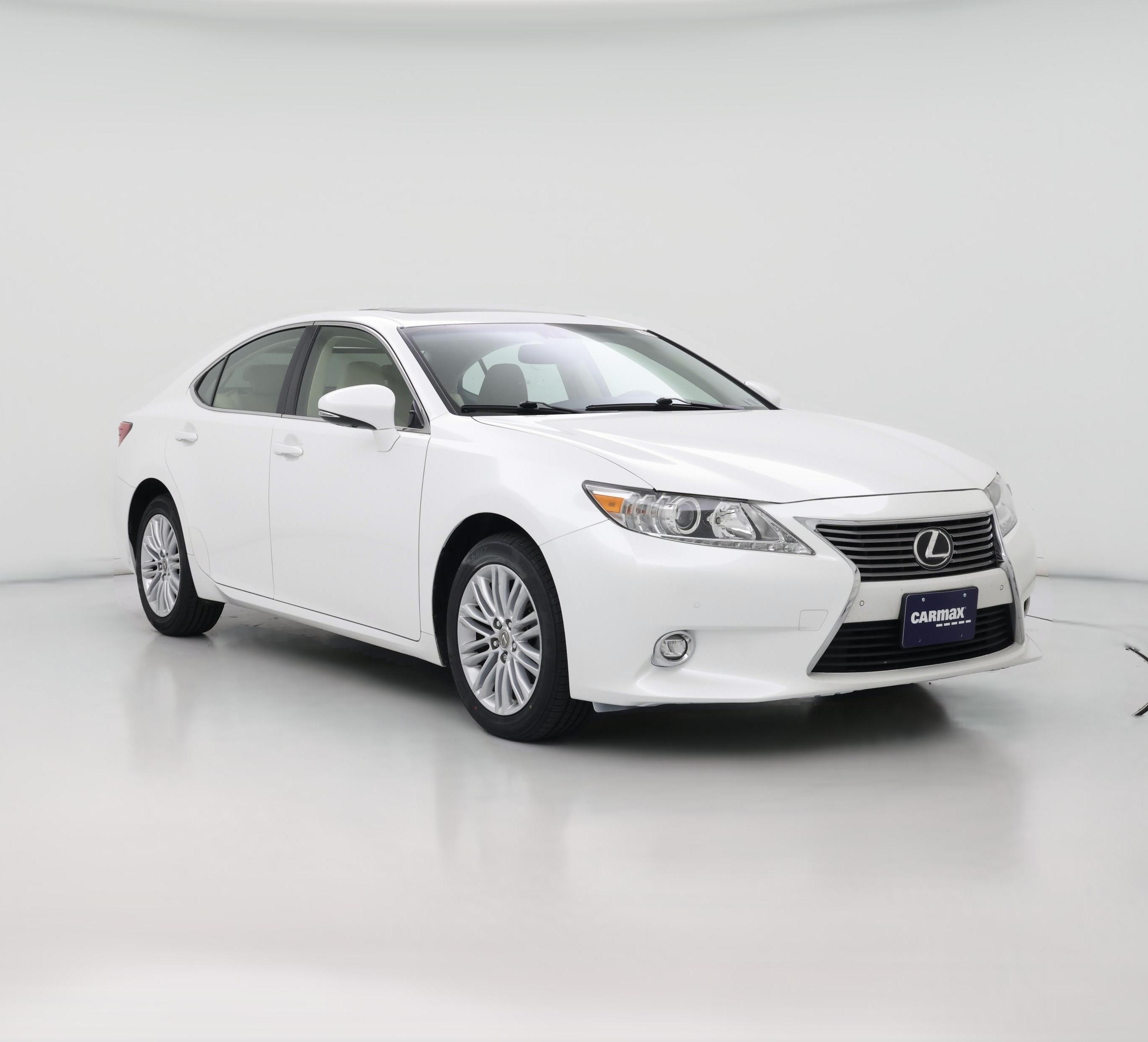 Thumbnail: 2015 Lexus ES - 1