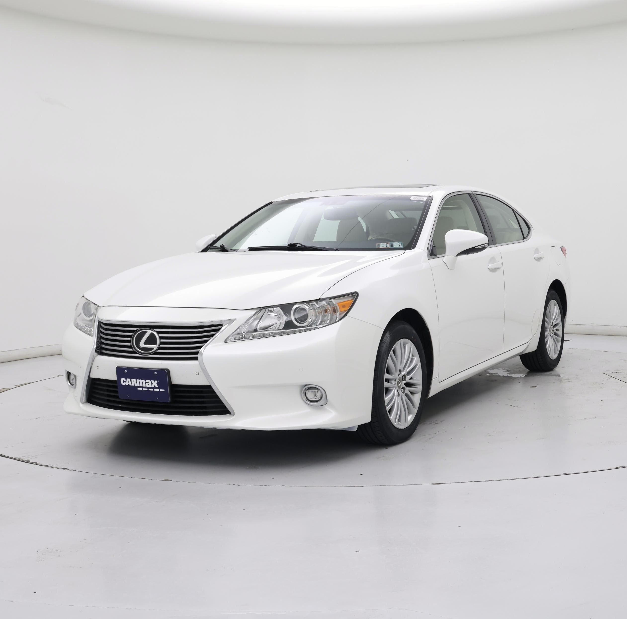 Thumbnail: 2015 Lexus ES - 4