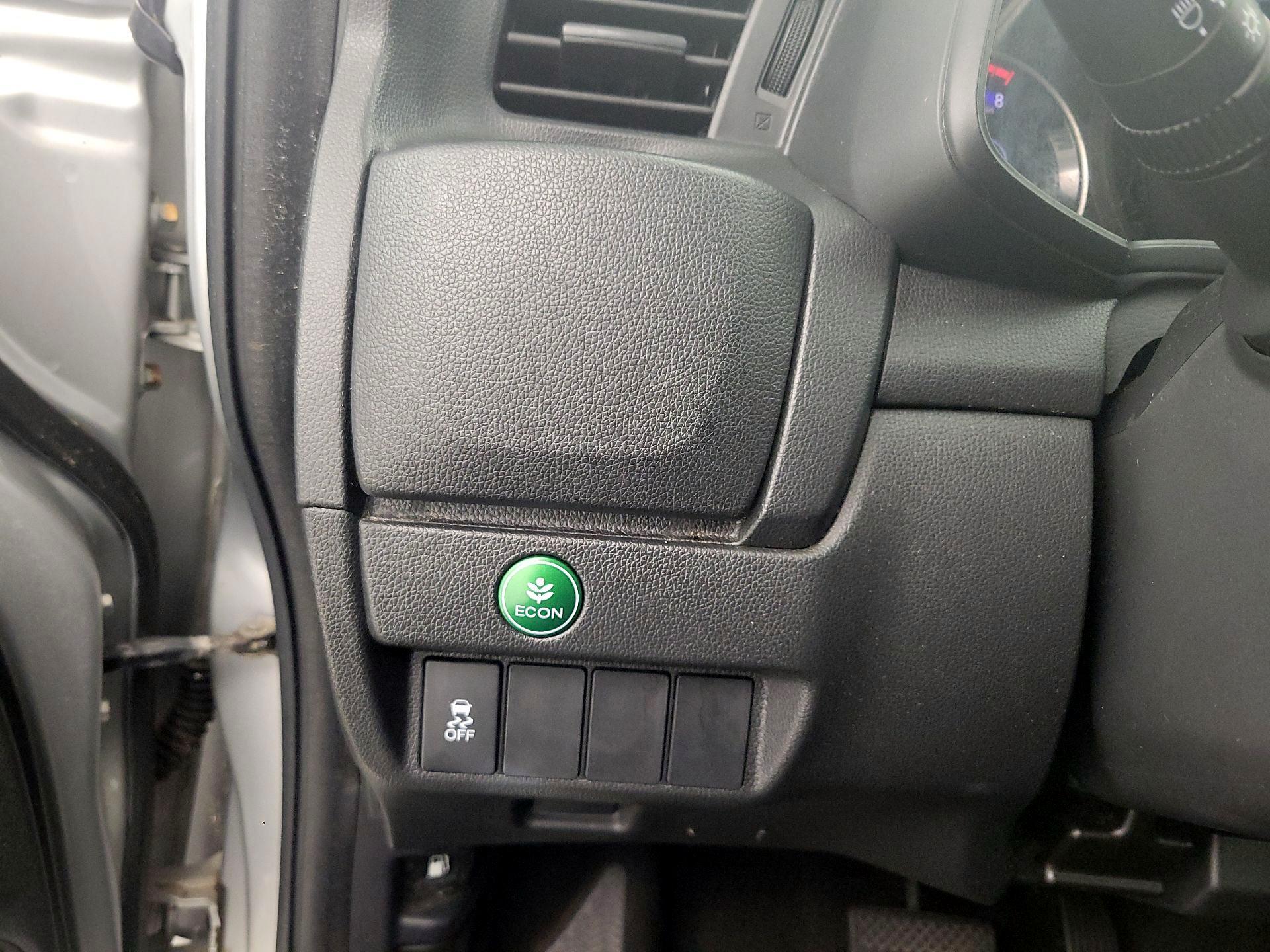 Thumbnail: 2015 Honda Fit - 13
