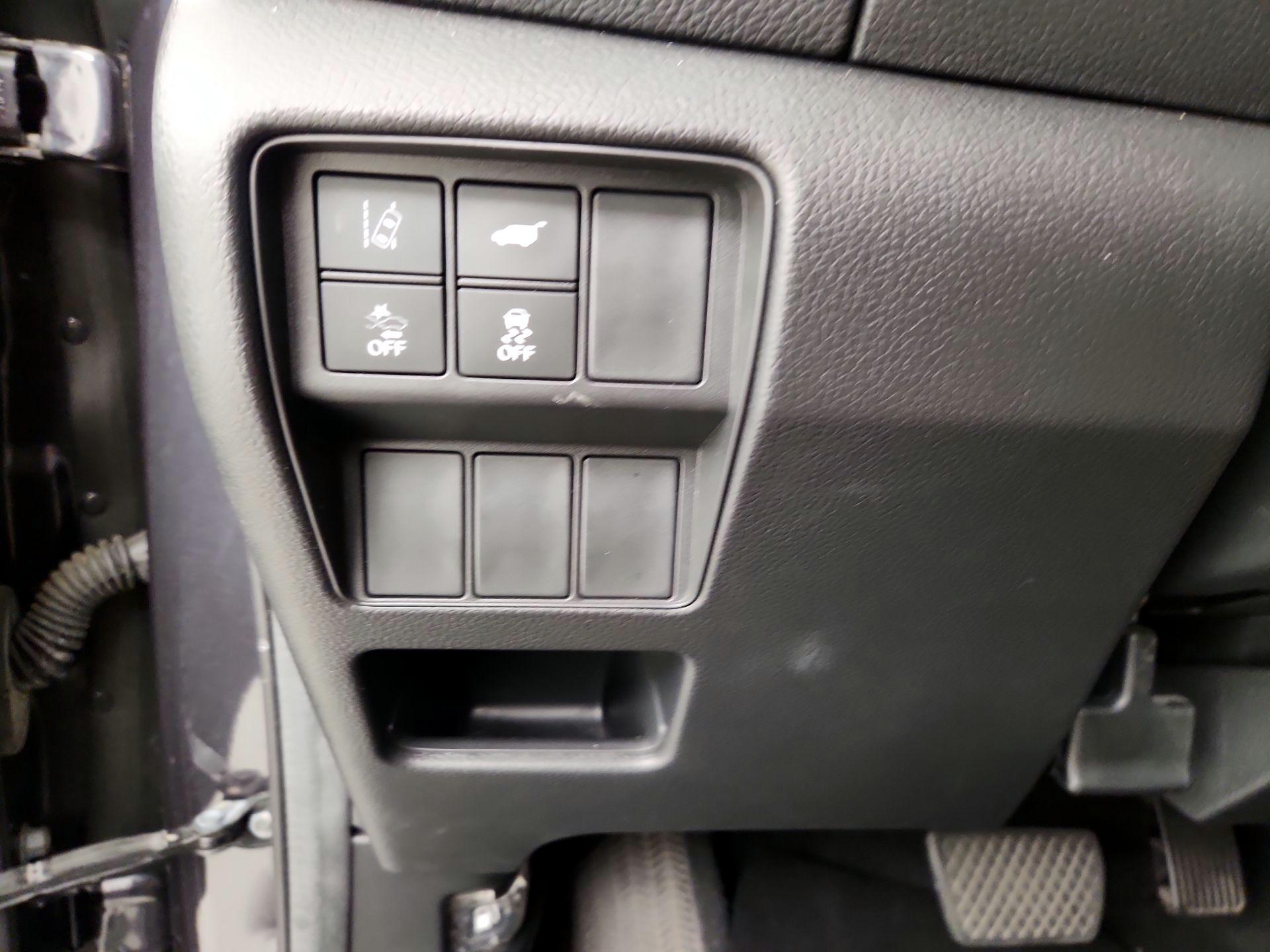 Thumbnail: 2017 Honda CR-V - 13
