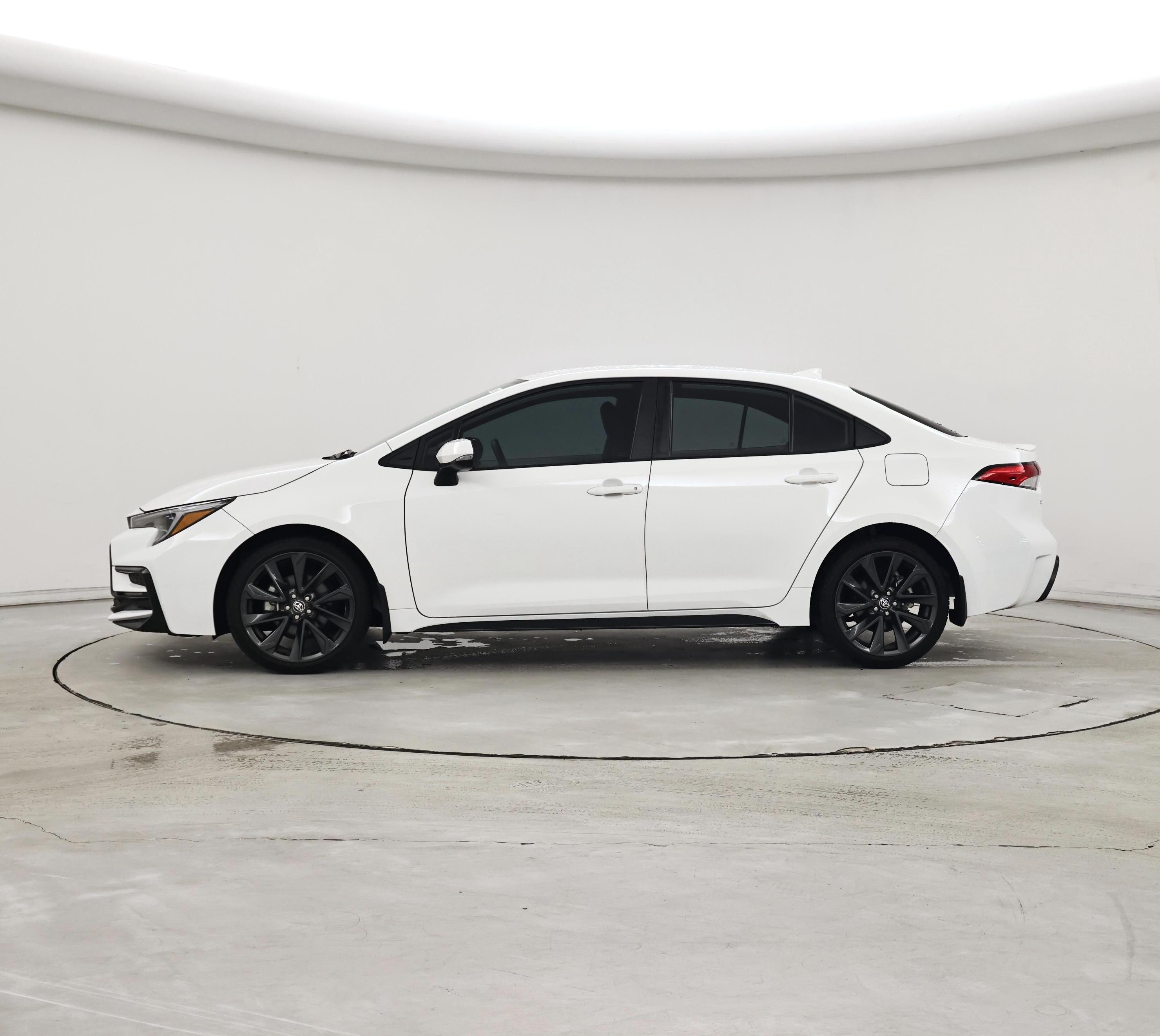 Thumbnail: 2024 Toyota Corolla - 3